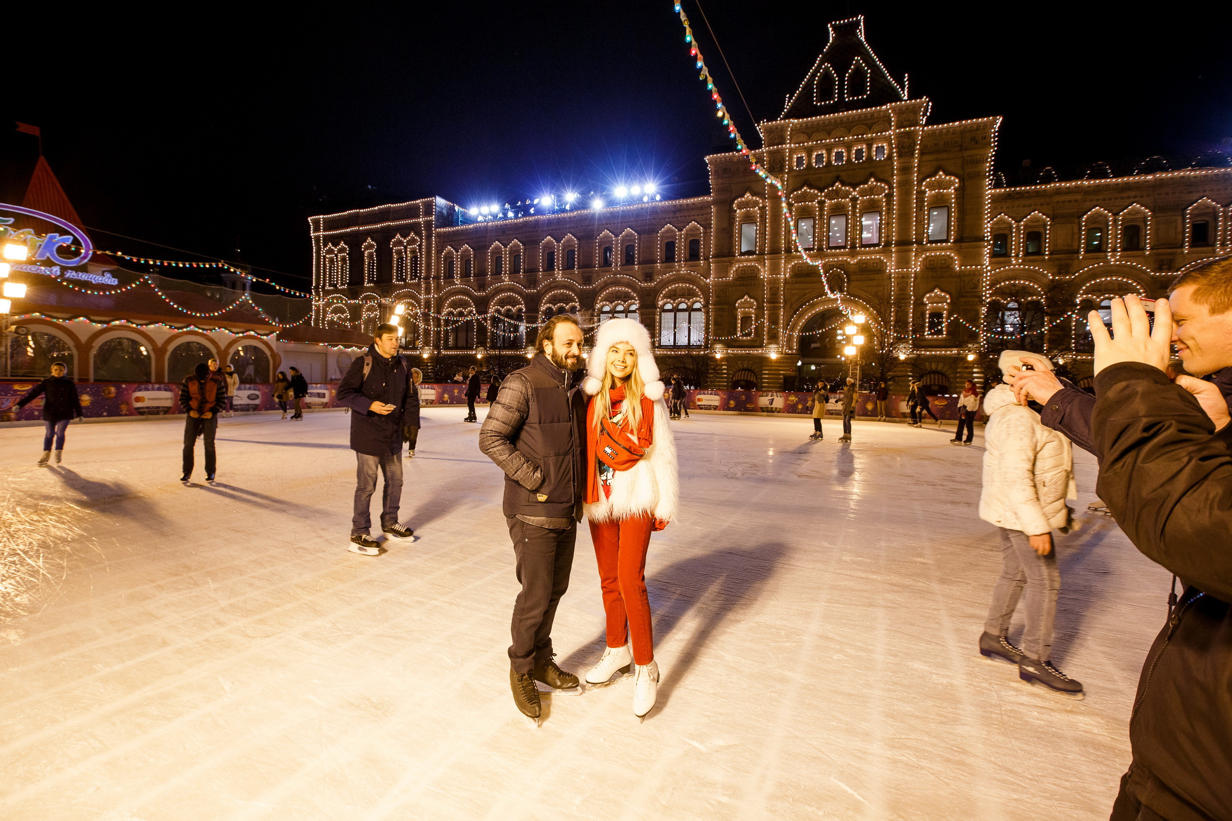 MasterCard Бесценные города на катке ГУМ. Фотограф Иван Недорез