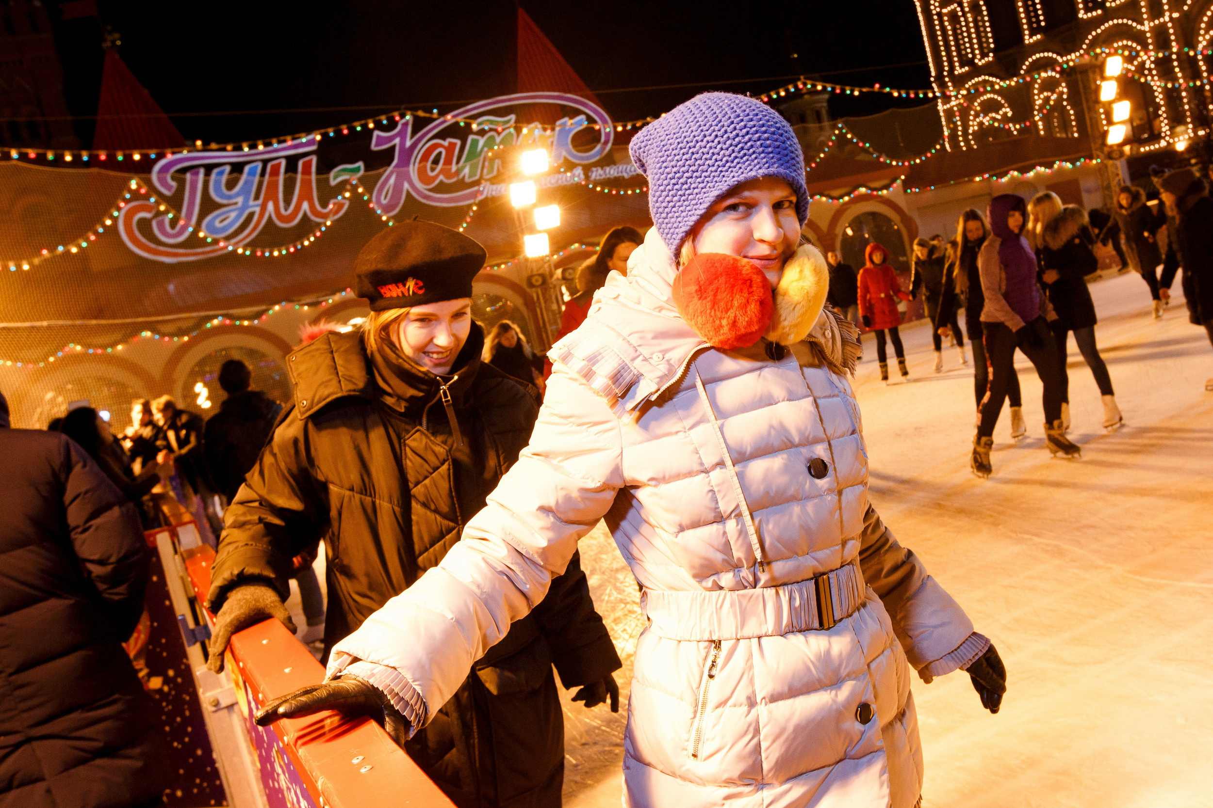 MasterCard Бесценные города на катке ГУМ. Фотограф Иван Недорез
