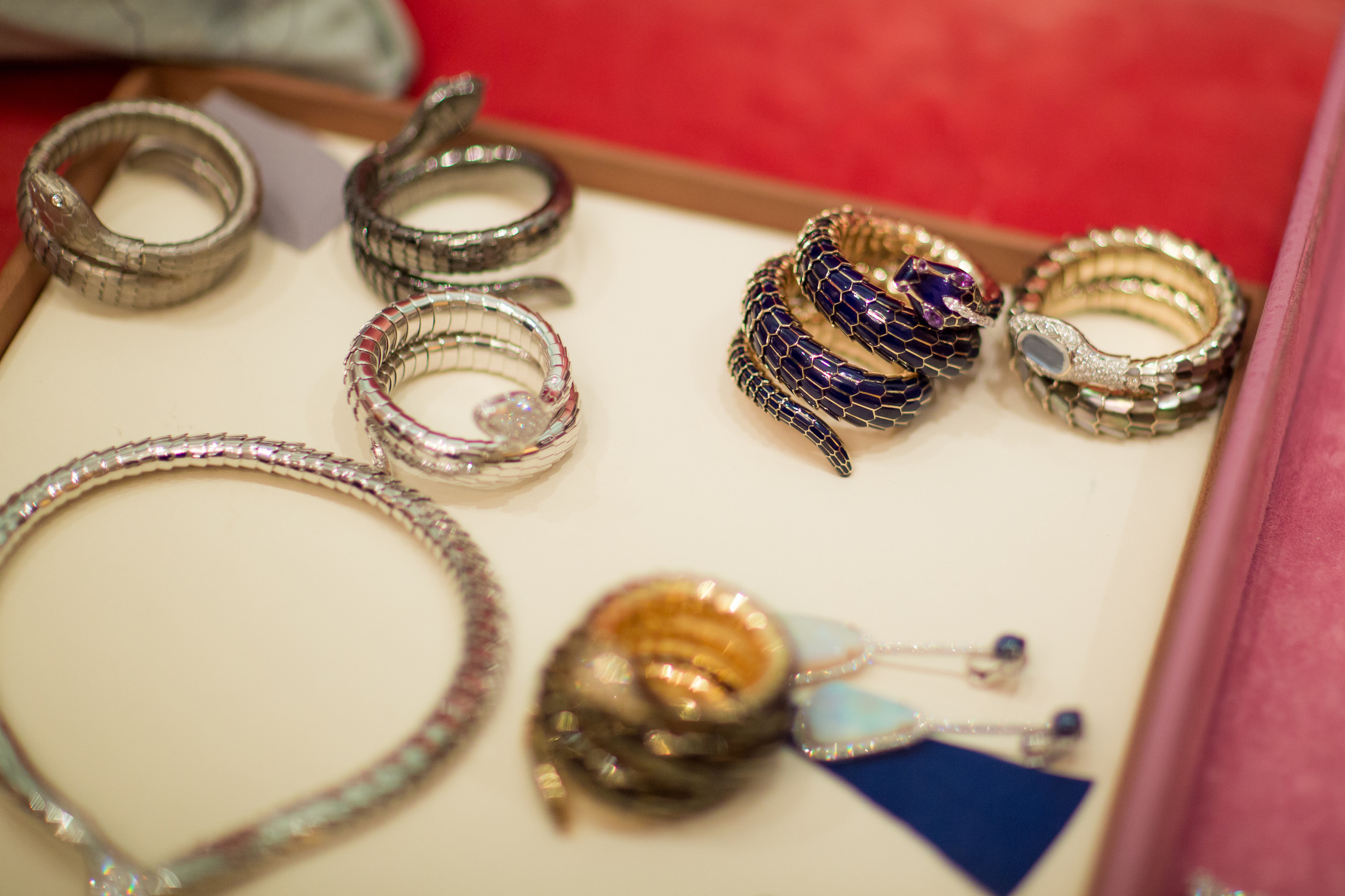 ARNGOLDT закрытый показ в салоне de Cournay. Фотограф Иван Недорез