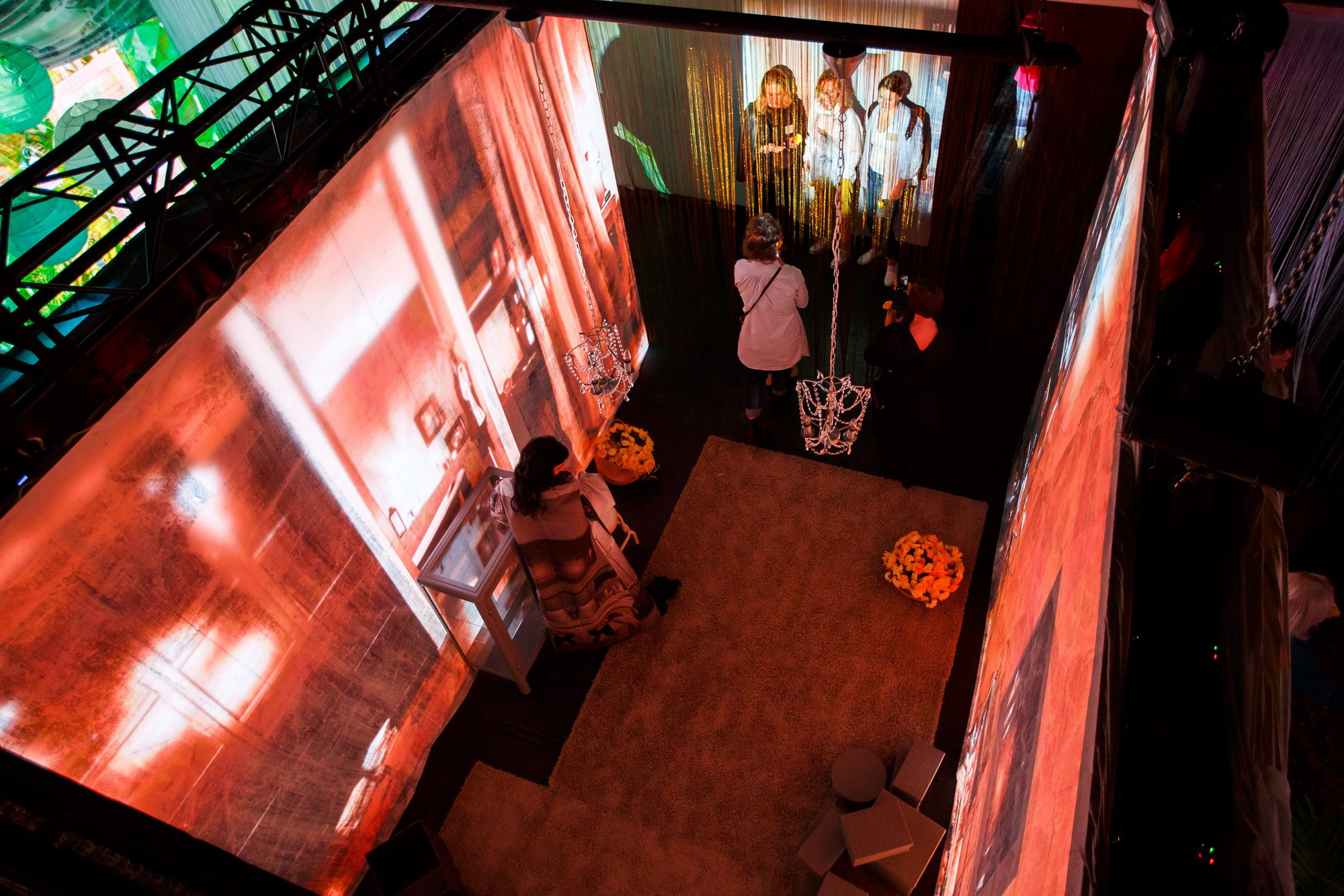 Презентация нового каталога IKEA 2018 в театре Современник. Фотограф Иван Недорез