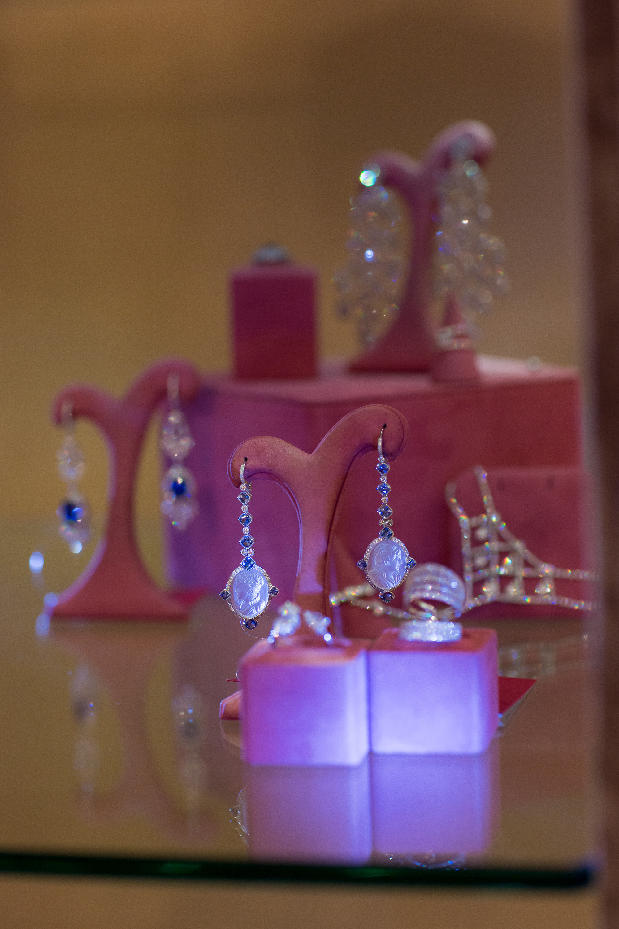 ARNGOLDT закрытый показ в салоне de Cournay. Фотограф Иван Недорез