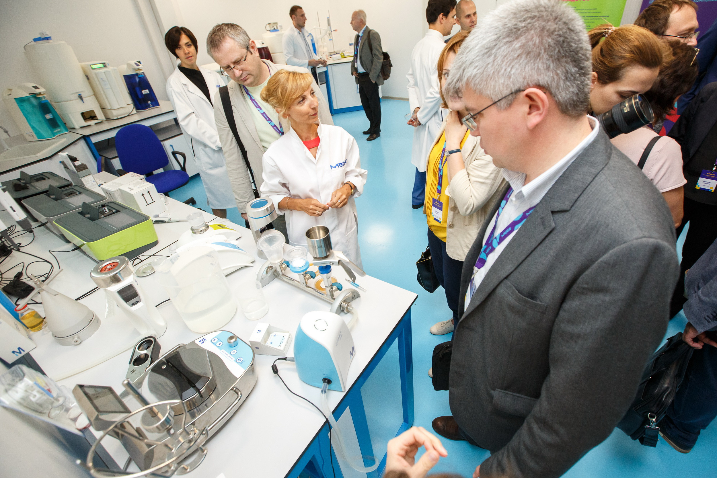 Открытие лаборатории MERCK в Технополисе. Фотограф Иван Недорез
