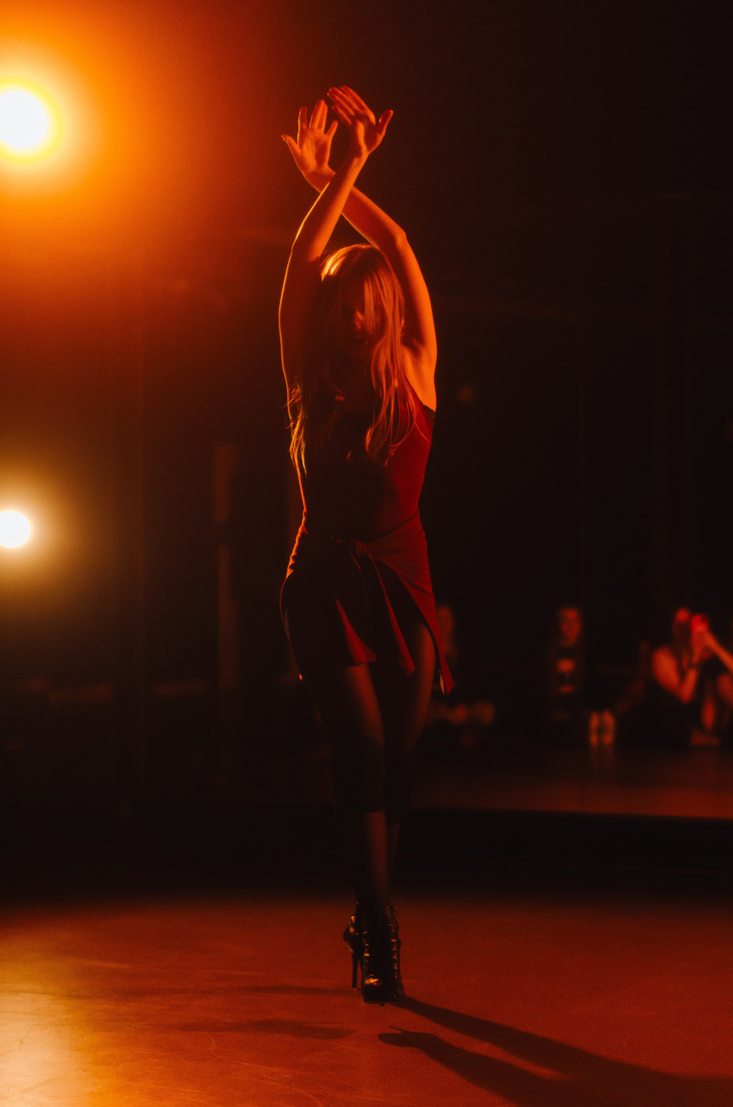 Мастер-классы по High Heels/Girly hip-hop от Оксаны ATTA. Денисова Аля — фотограф для парных съемок и индивидуальных историй в Барнауле