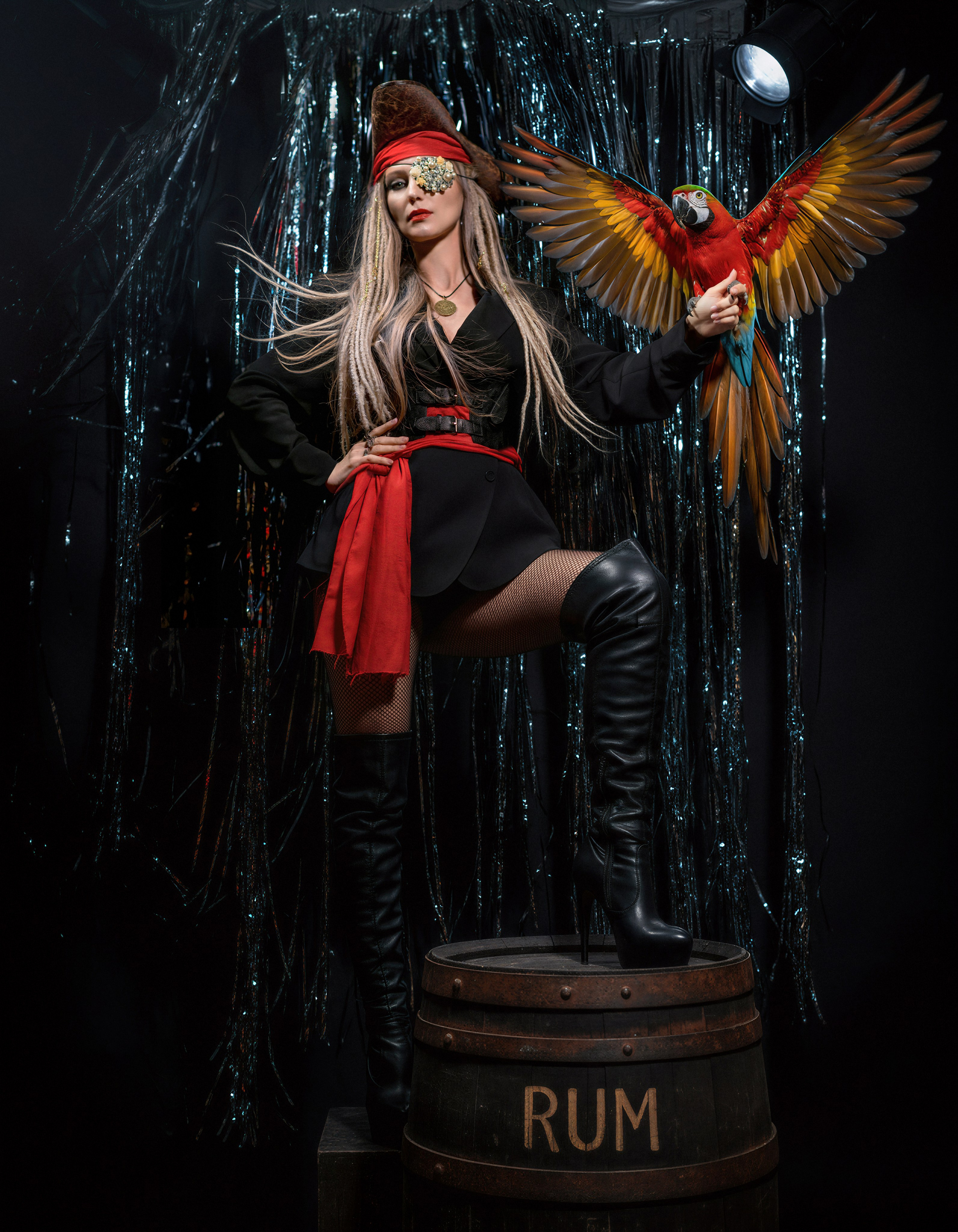 NY'2026. Елена Северина фотограф, Алматы: репортаж (спорт, концерты, конференции), предметная и фуд-съёмка, портреты, каталоги, фэшн, ретушь