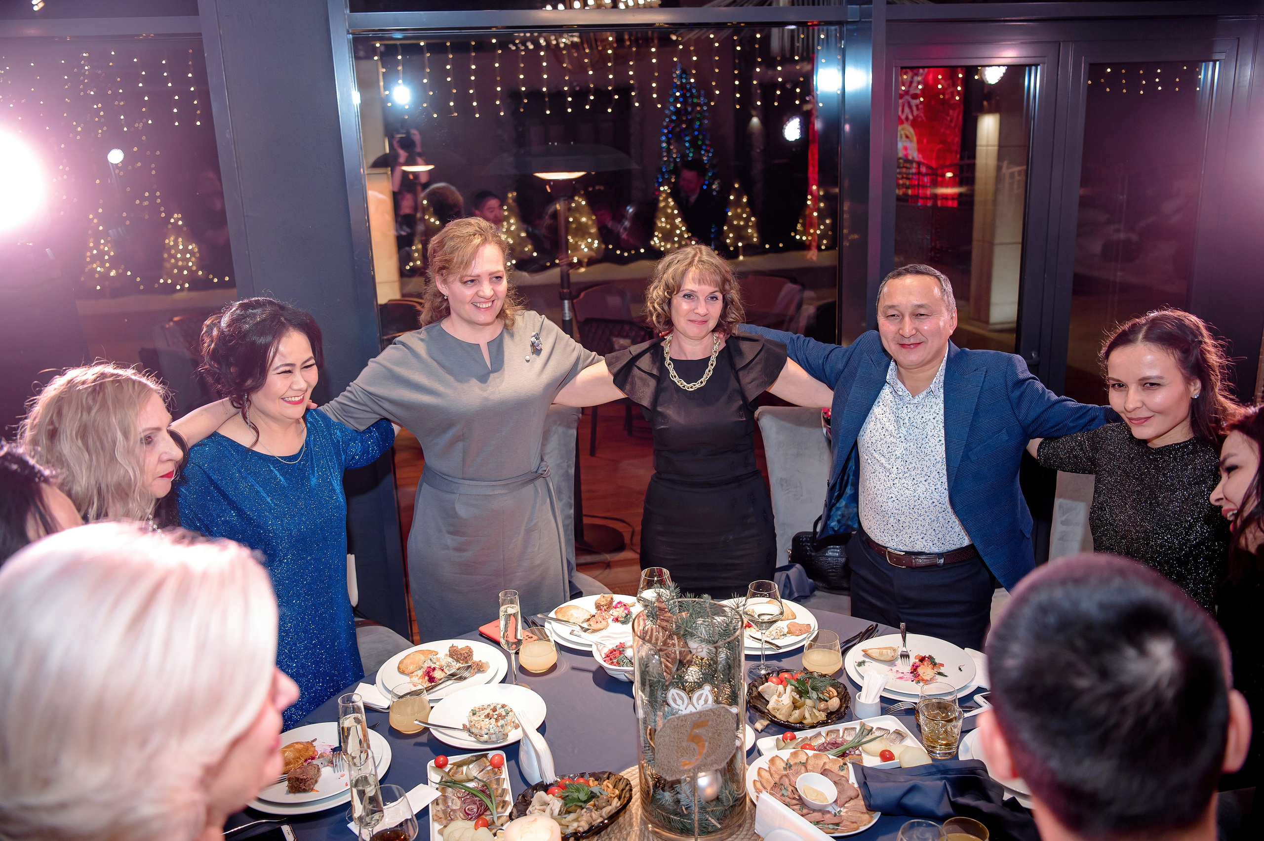 Вечеринки. Праздники. Елена Северина фотограф, Алматы: репортаж (спорт, концерты, конференции), предметная и фуд-съёмка, портреты, каталоги, фэшн, ретушь