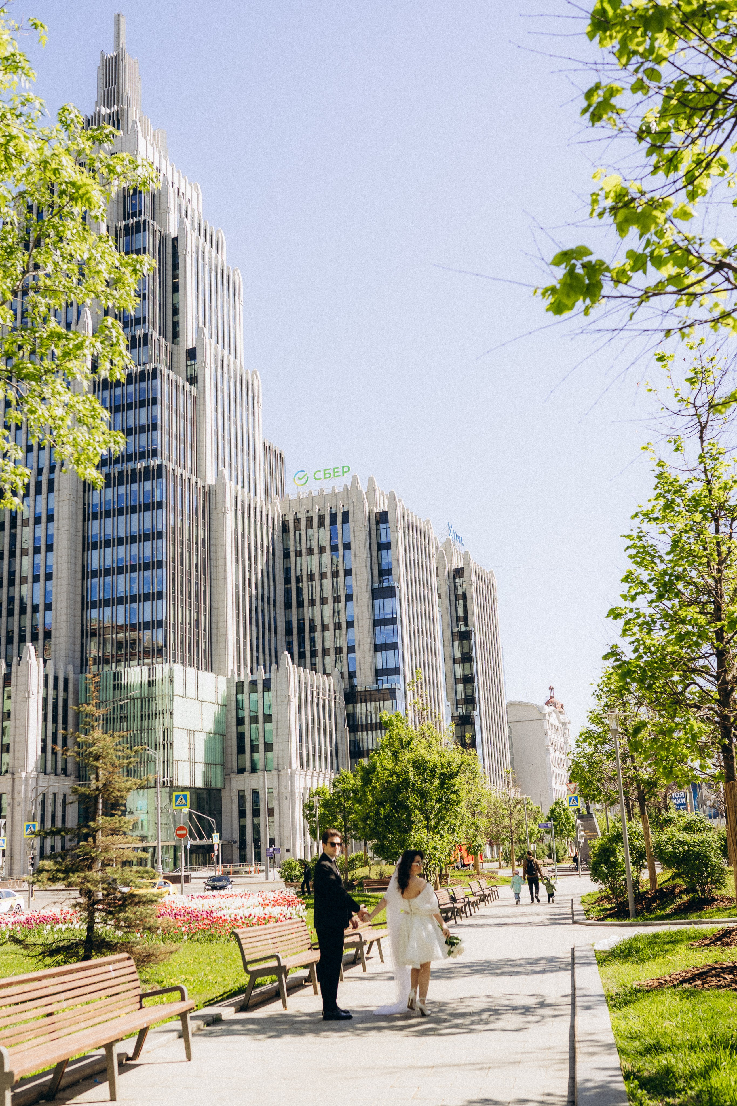 Свадебная фотопрогулка в Москве по центру города. Свадебный фотограф в Москве Анна Полушина