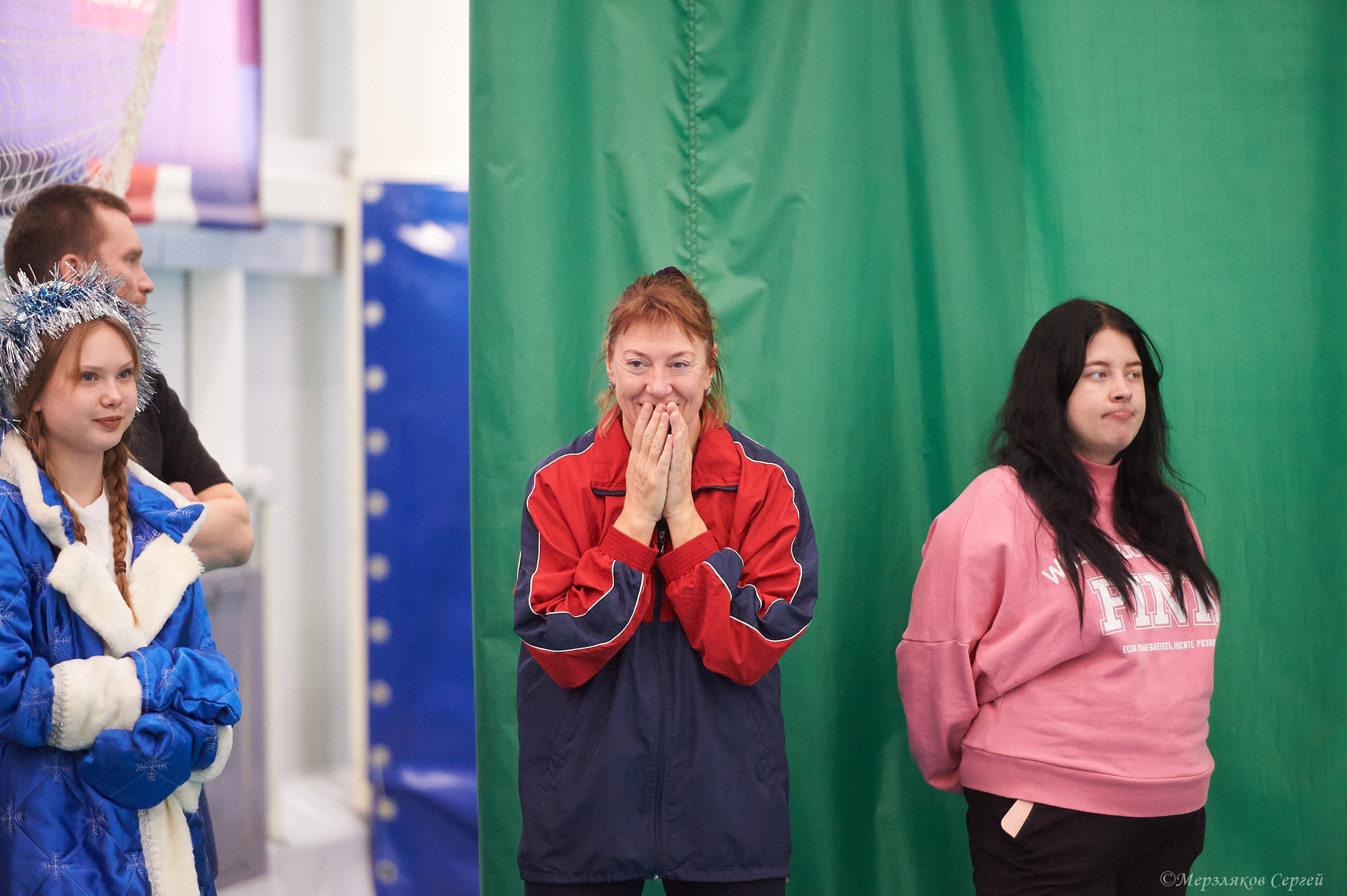 Новогодний волейбольный турнир. Ижевск. 16.12.23. Спортивный репортажный фотограф в Ижевске Сергей Мерзляков