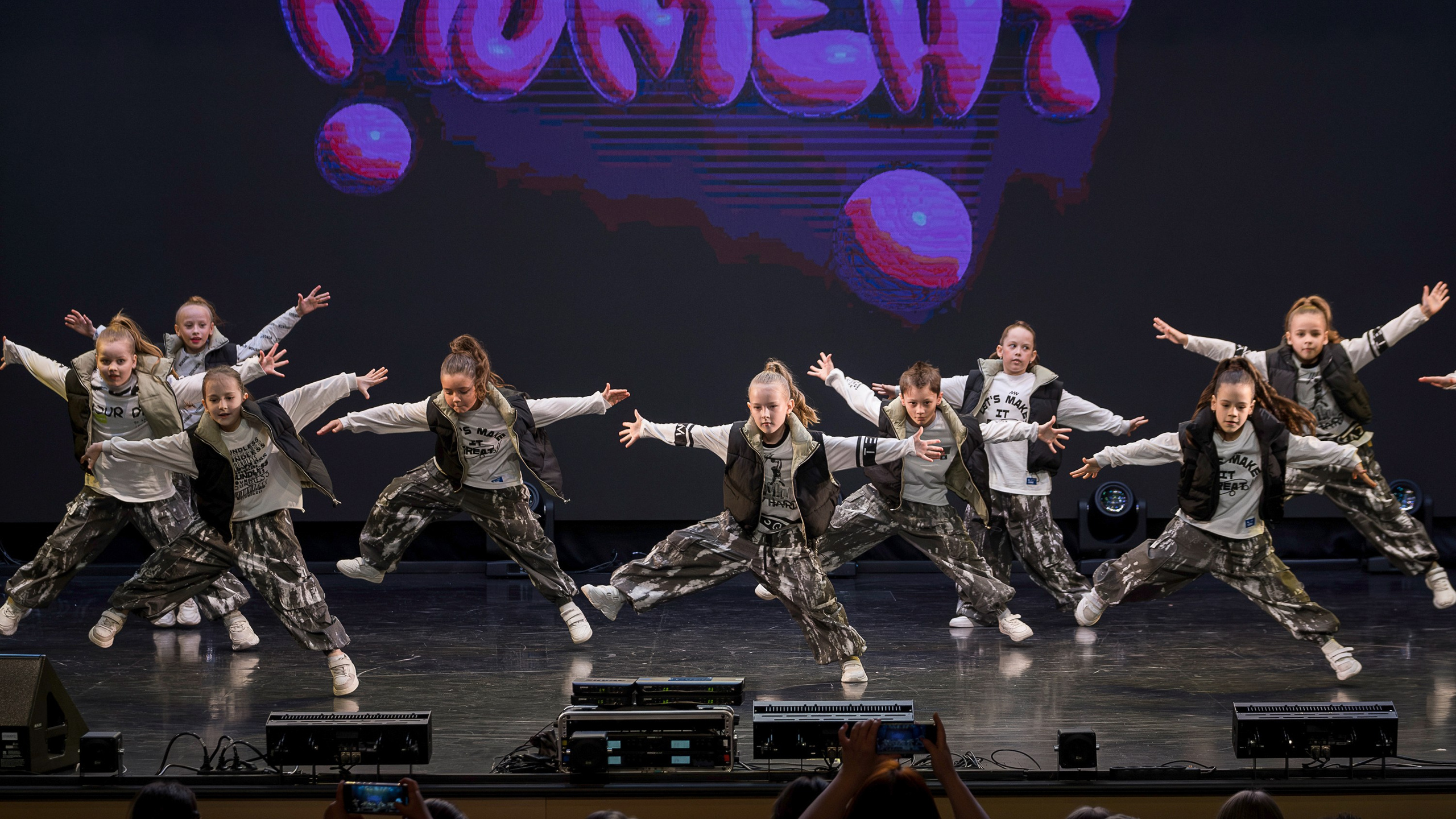 Живи танцуя 17 мая. Репортажный фотограф в Казани Павел Серпокрылов