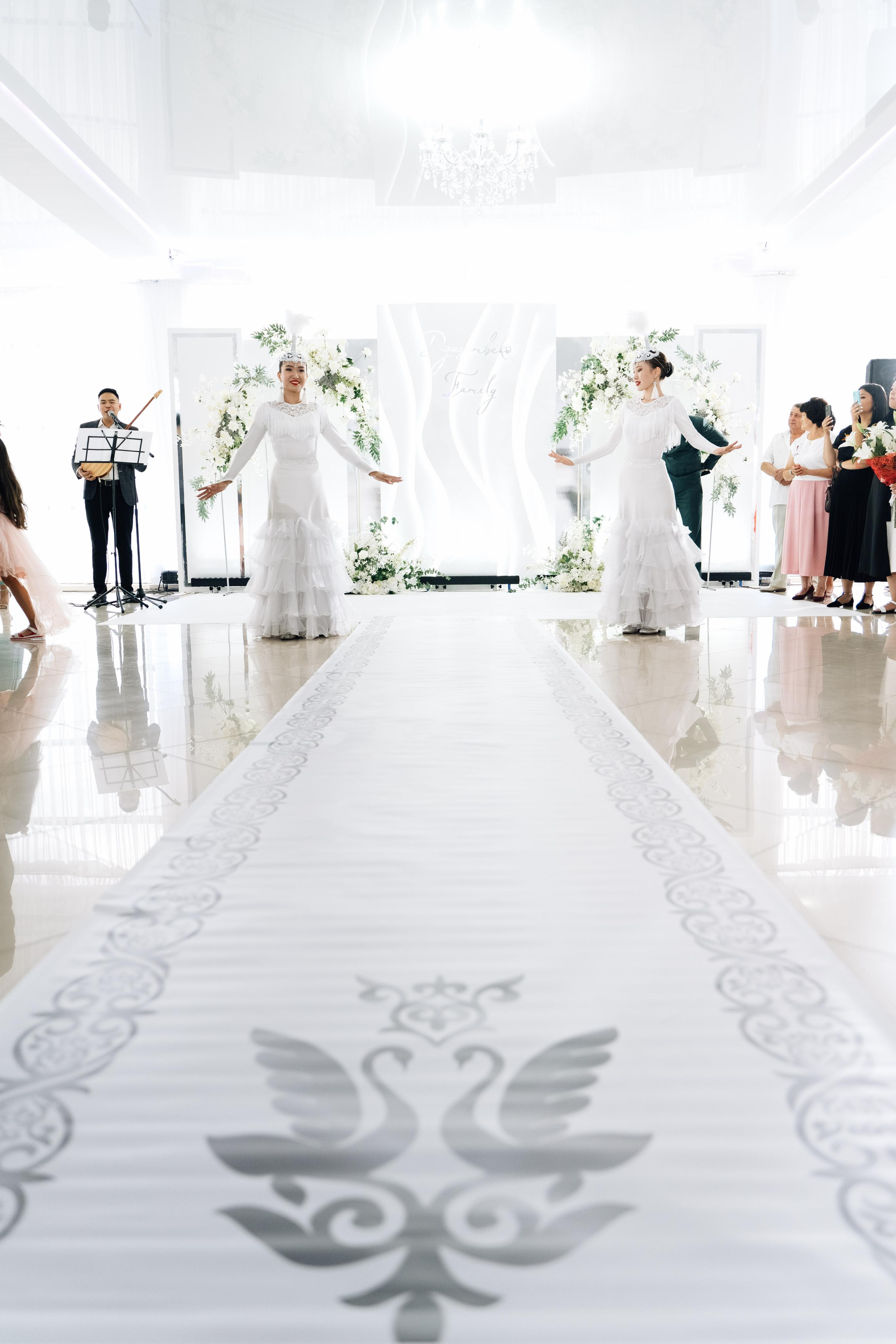 Амина и Дастан. Гайса Мамиев фотограф Омск