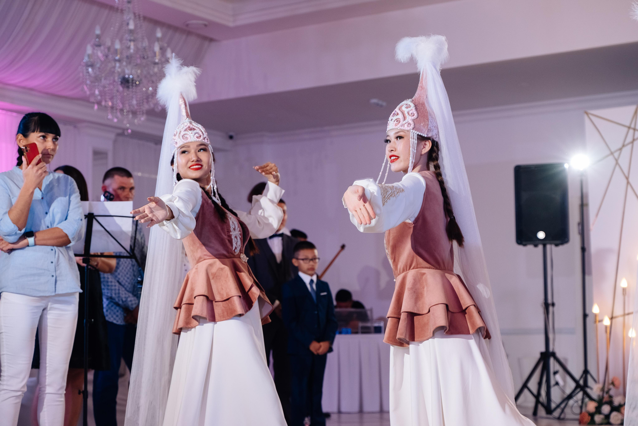 Серик и Анжела. Гайса Мамиев фотограф Омск