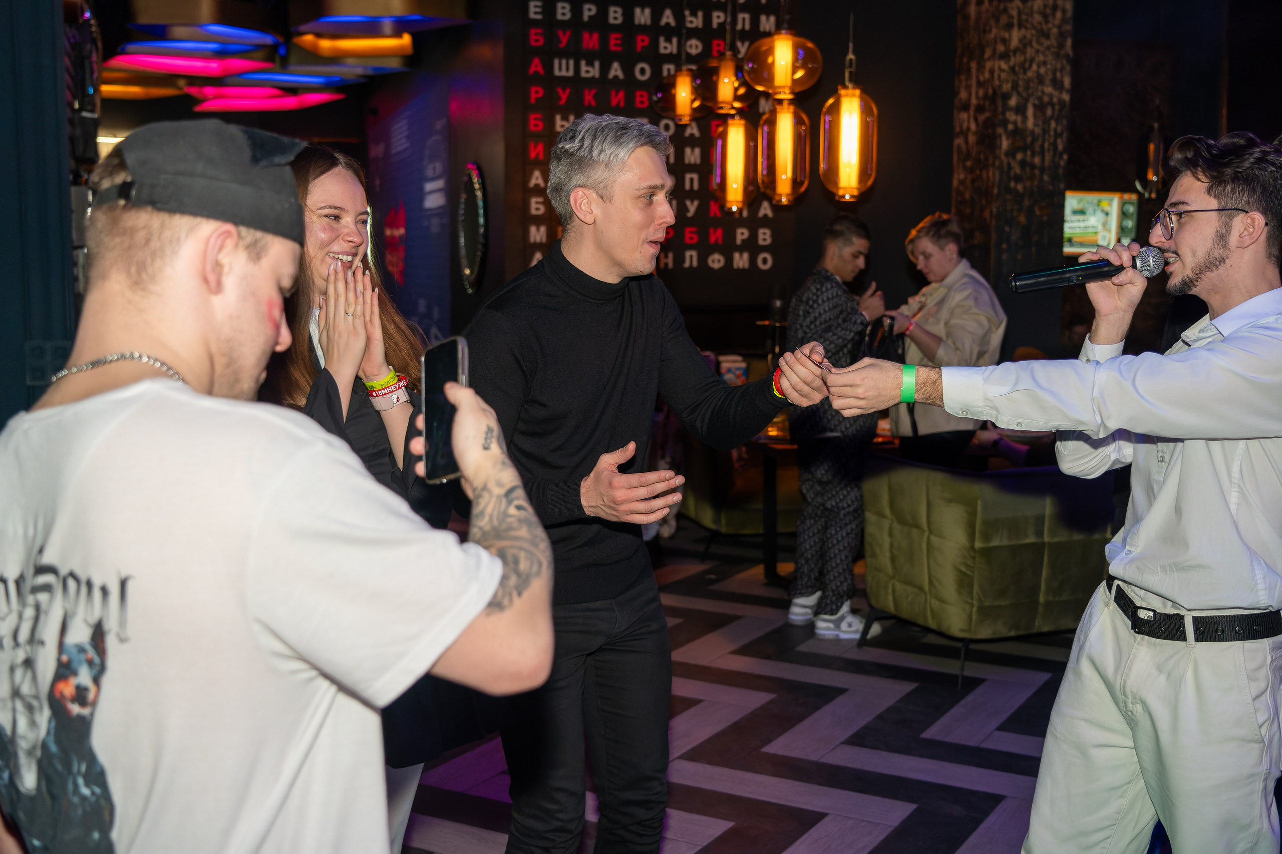 Съёмка мероприятия в баре Руки вверх. «Студия DRONAVT`s» — видеосъёмка и фотография г. Москва
