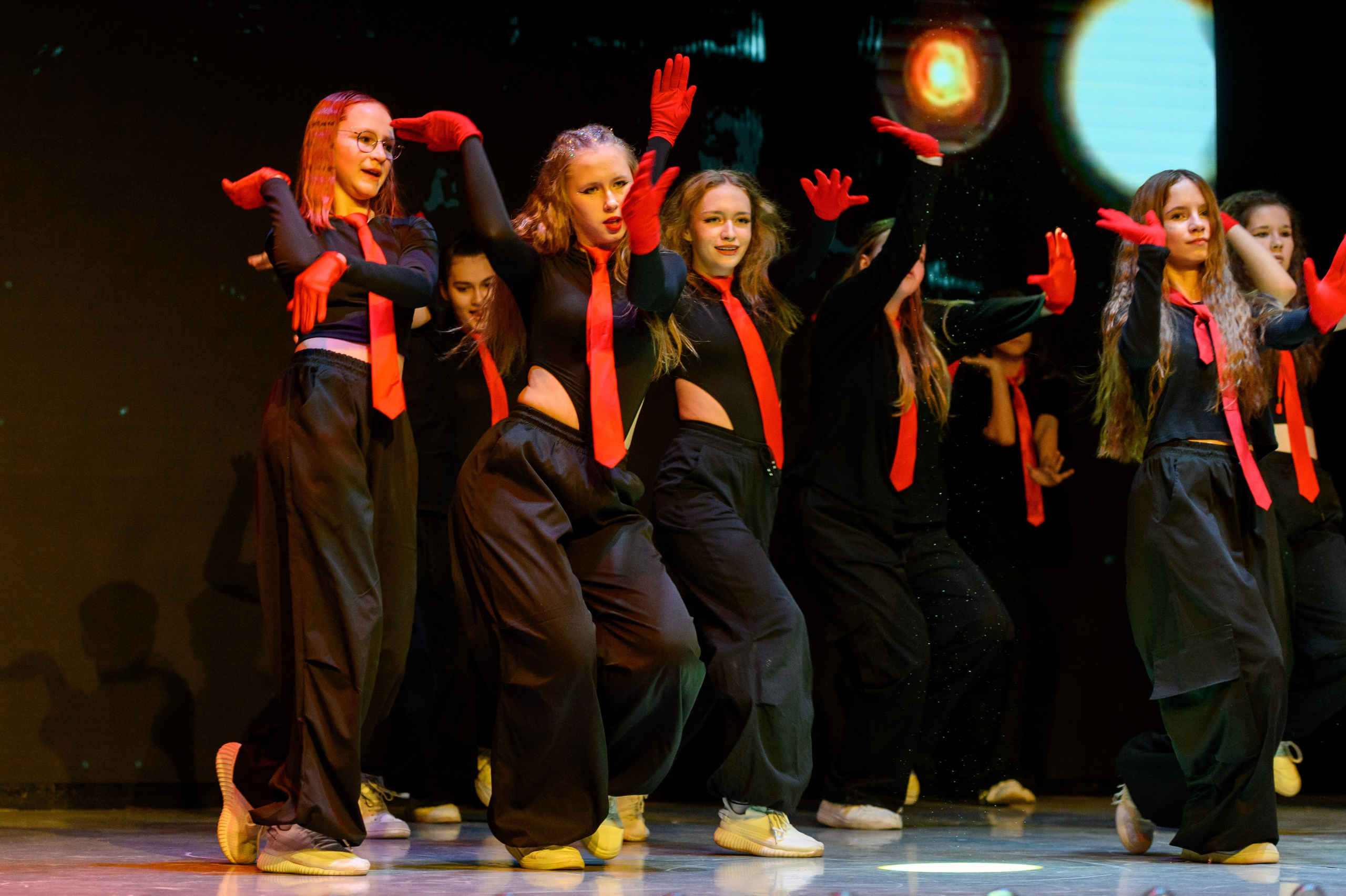 Отчётный концерт «Зажигай». Главная