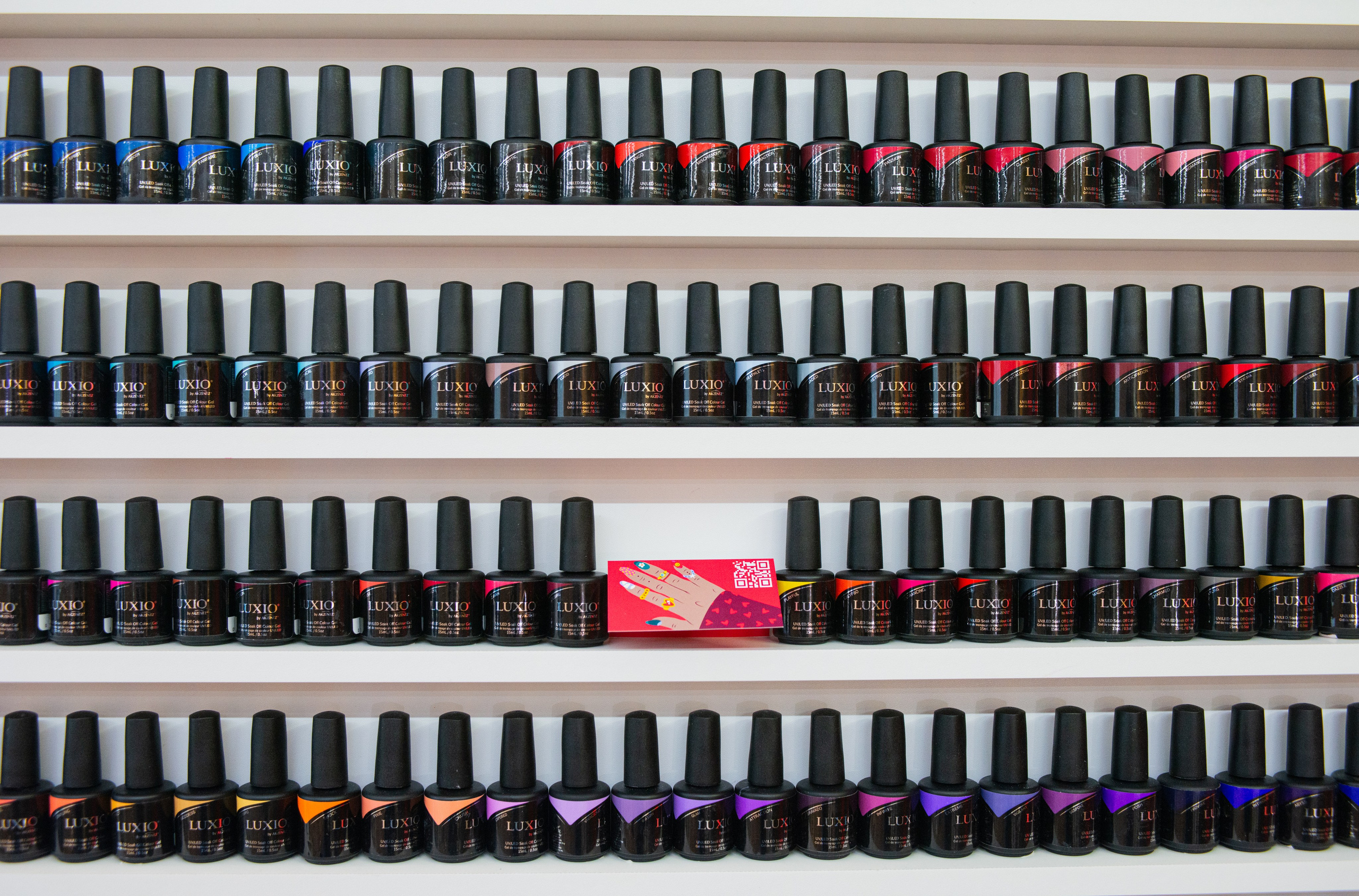 Интерьерная фотосъёмка салонов красоты Force Majeure. Репортажный и персональный фотограф в Москве