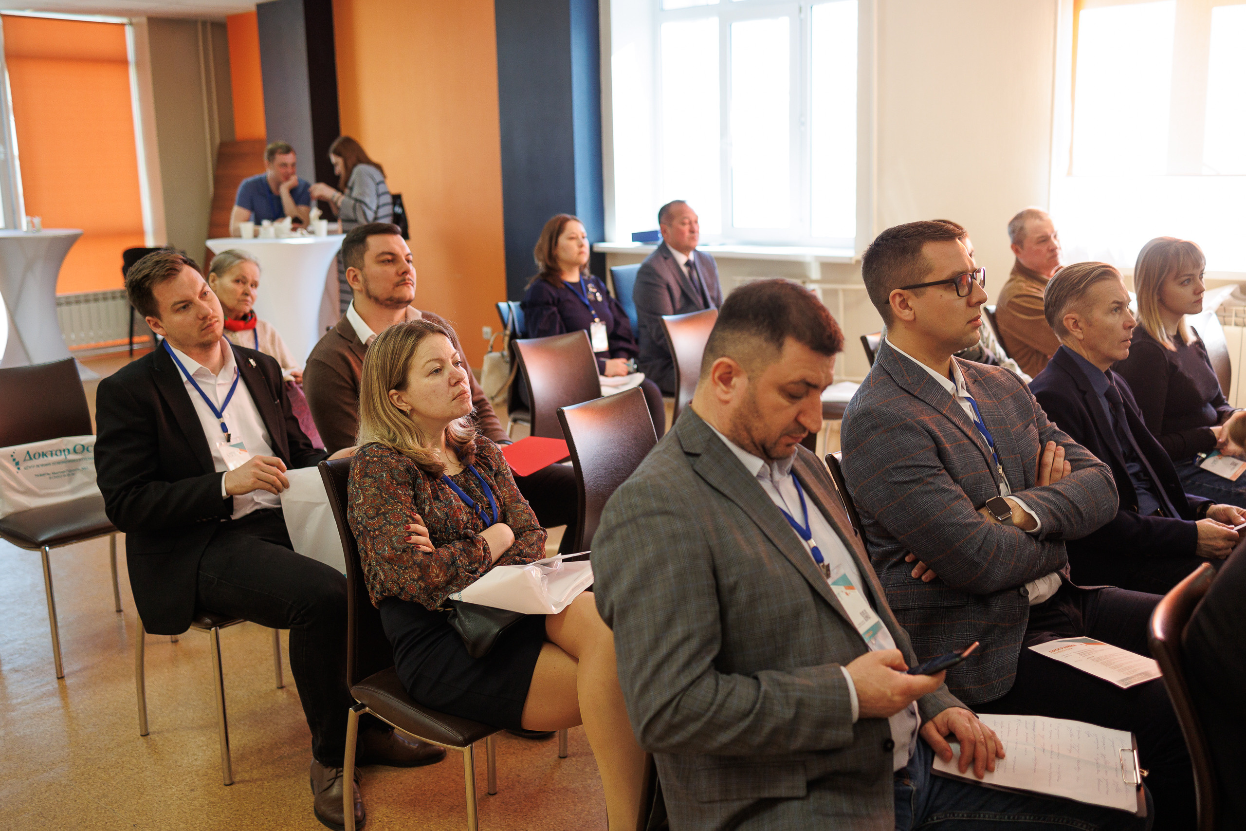 Медицинская конференция. Доктор Ост. Фотограф в Тюмени — Профессиональные фотосессии для бизнеса или семьи