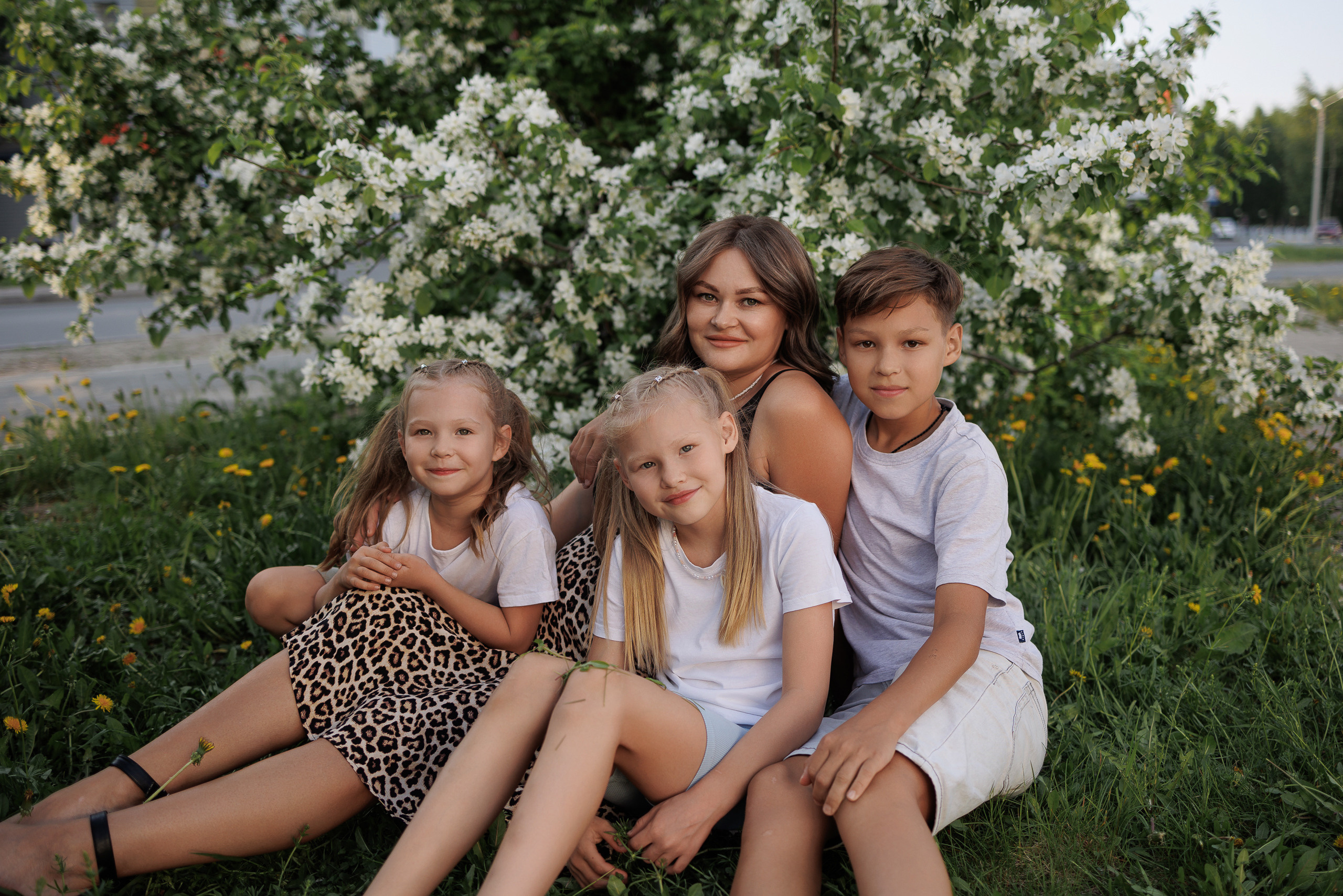 Екатерина с семьей. Фотограф в Тюмени — Профессиональные фотосессии для бизнеса или семьи