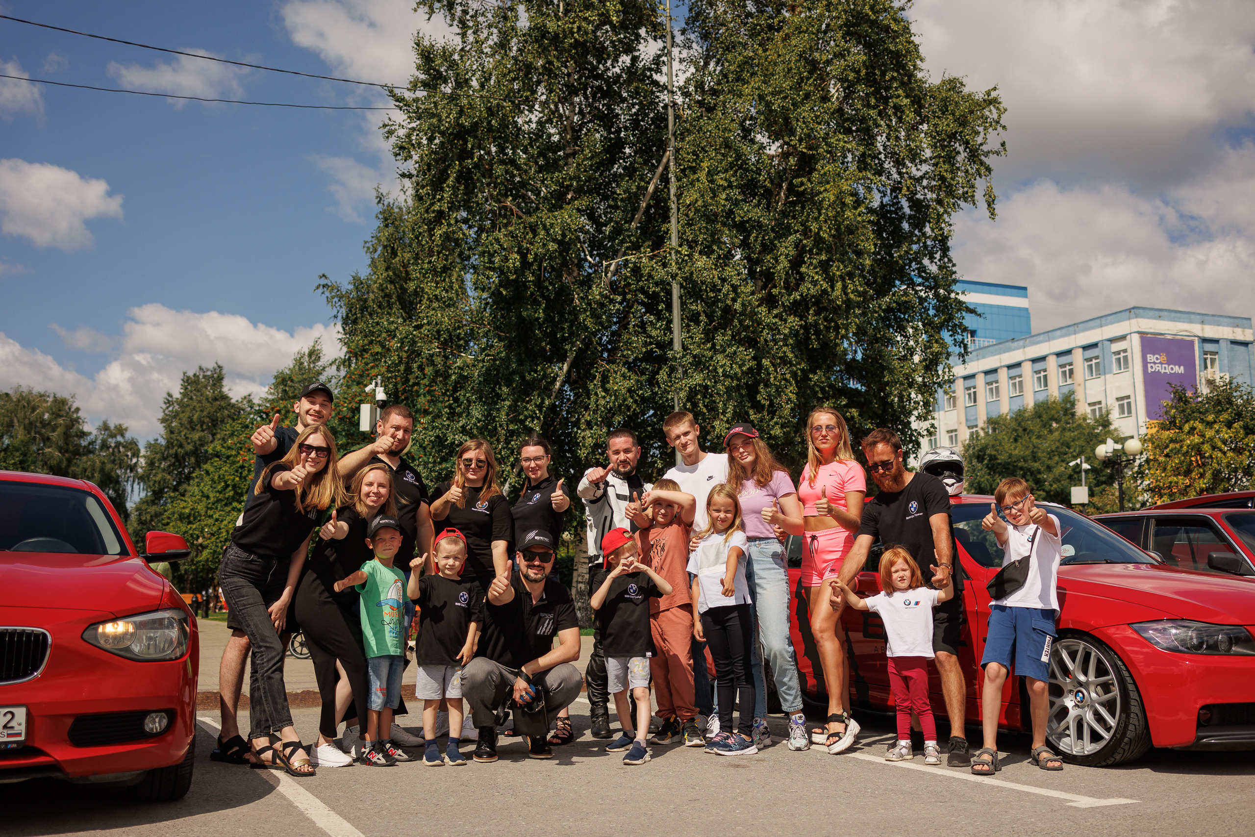 День города. BMW Bars и Красная армия. Фотограф в Тюмени — Профессиональные фотосессии для бизнеса или семьи