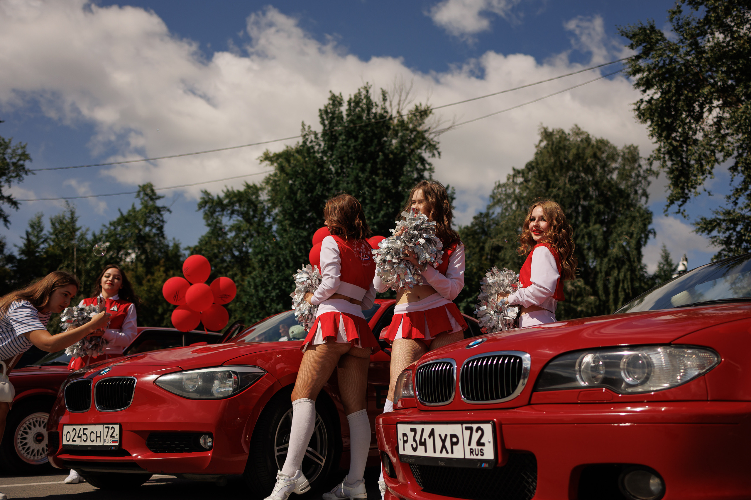 День города. BMW Bars и Красная армия. Фотограф в Тюмени — Профессиональные фотосессии для бизнеса или семьи