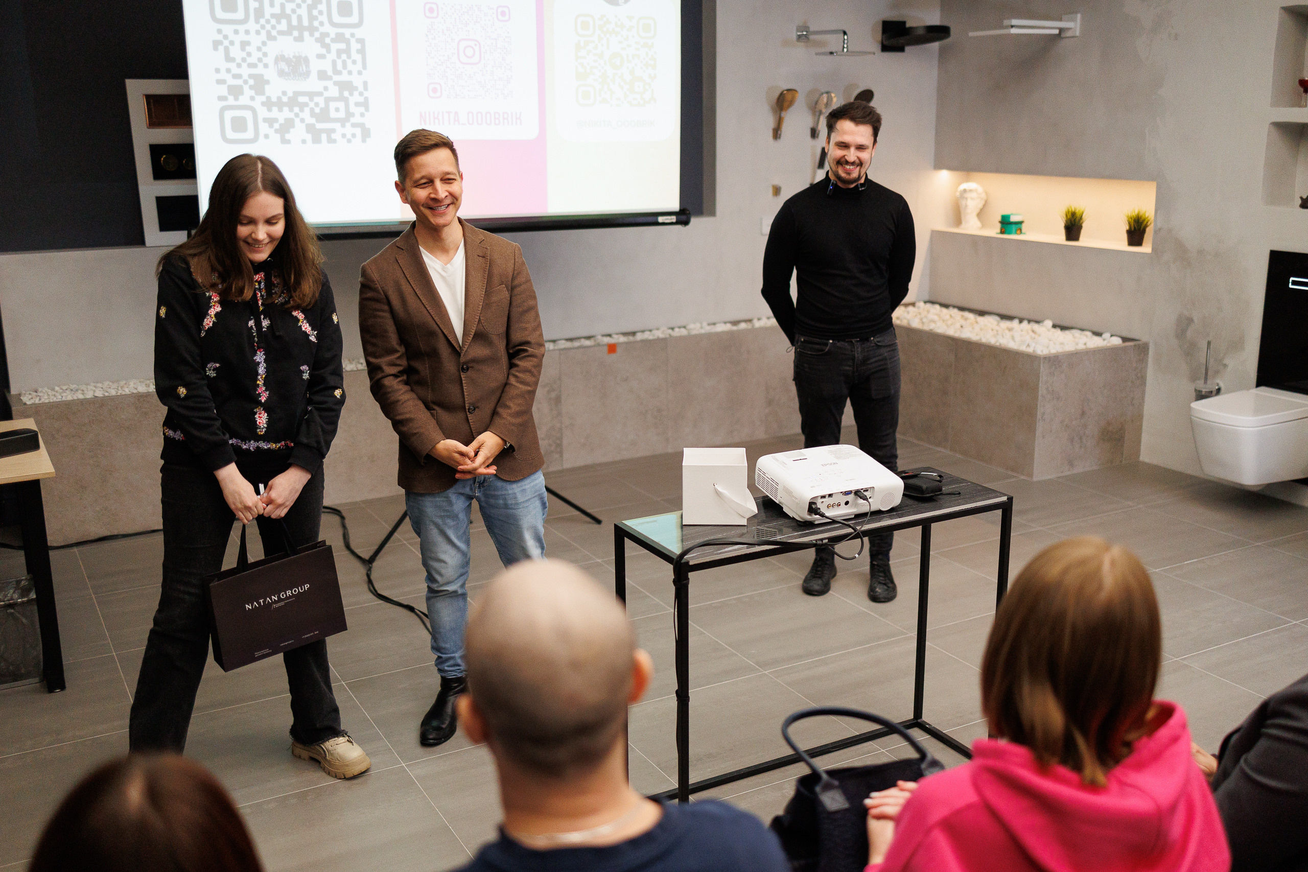 Встреча с подписчиками. Natan group и Брик приемка. Фотограф в Тюмени — Профессиональные фотосессии для бизнеса или семьи