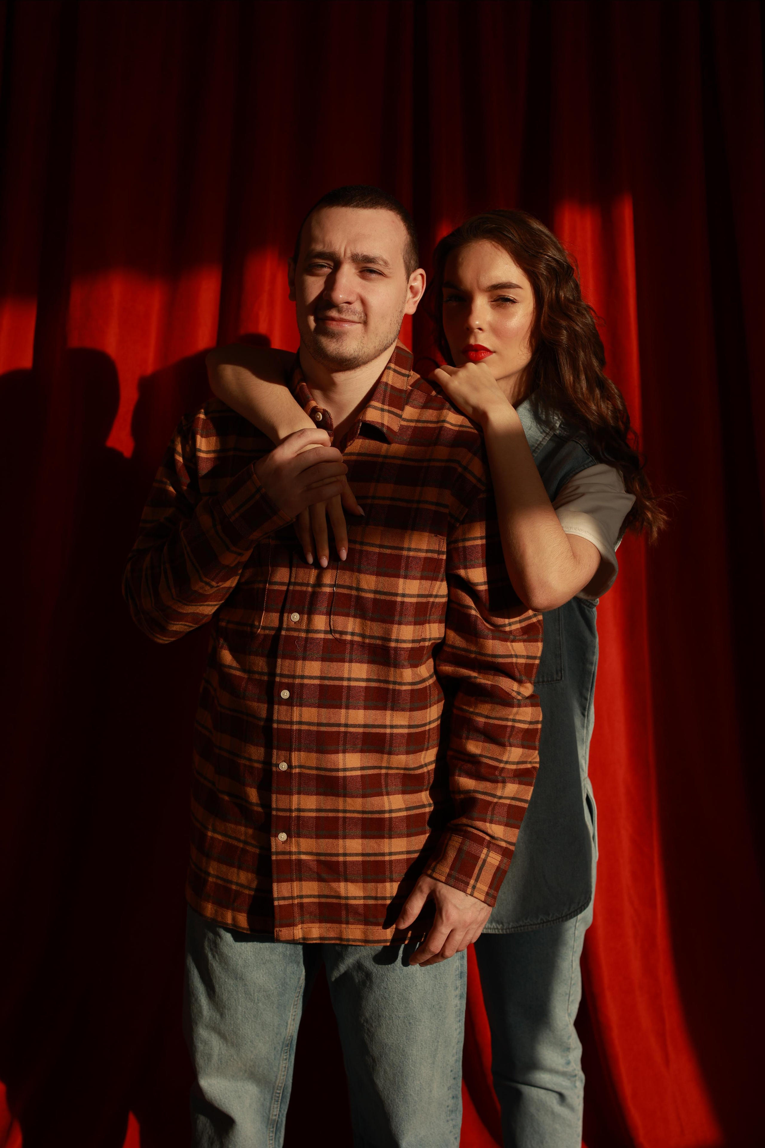 Мария и Денис. Фотограф в Тюмени — Профессиональные фотосессии для бизнеса или семьи