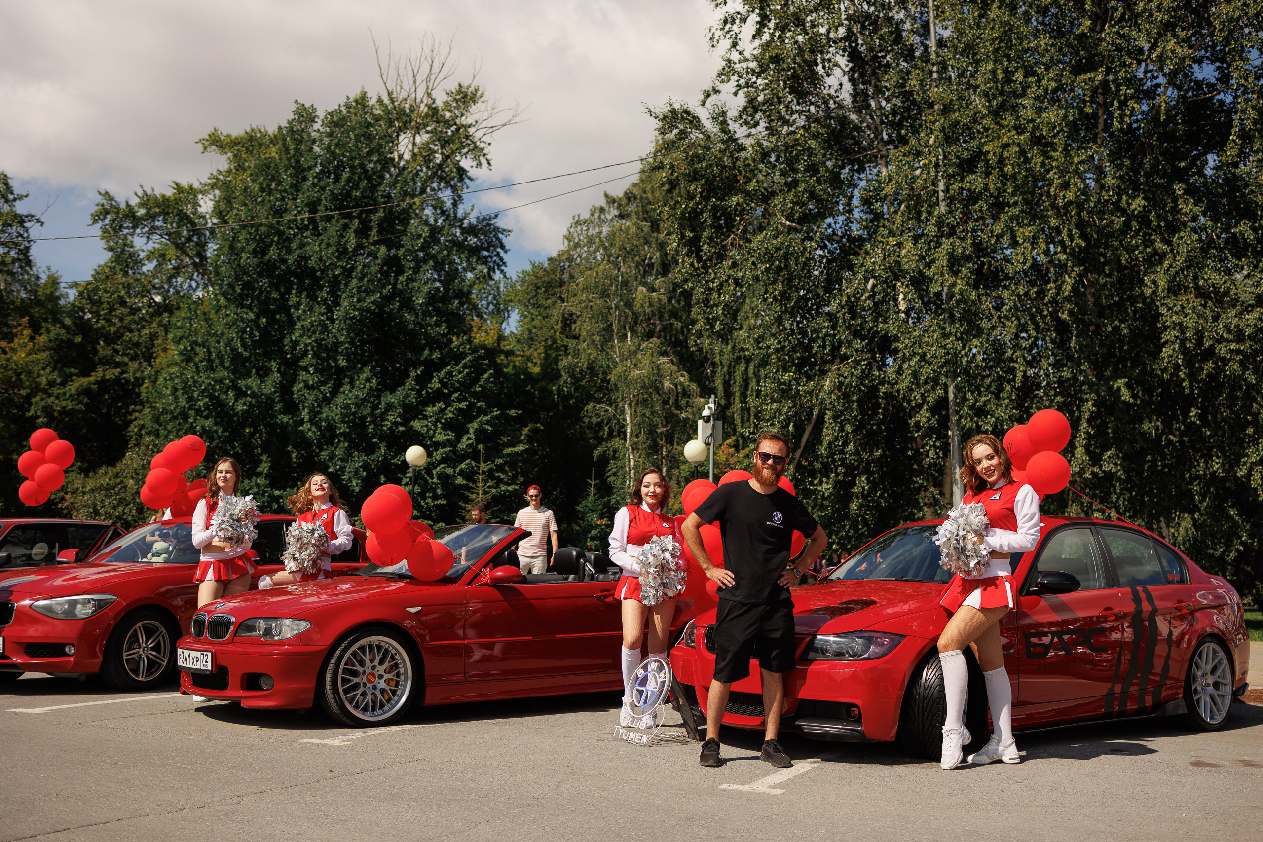 День города. BMW Bars и Красная армия. Фотограф в Тюмени — Профессиональные фотосессии для бизнеса или семьи