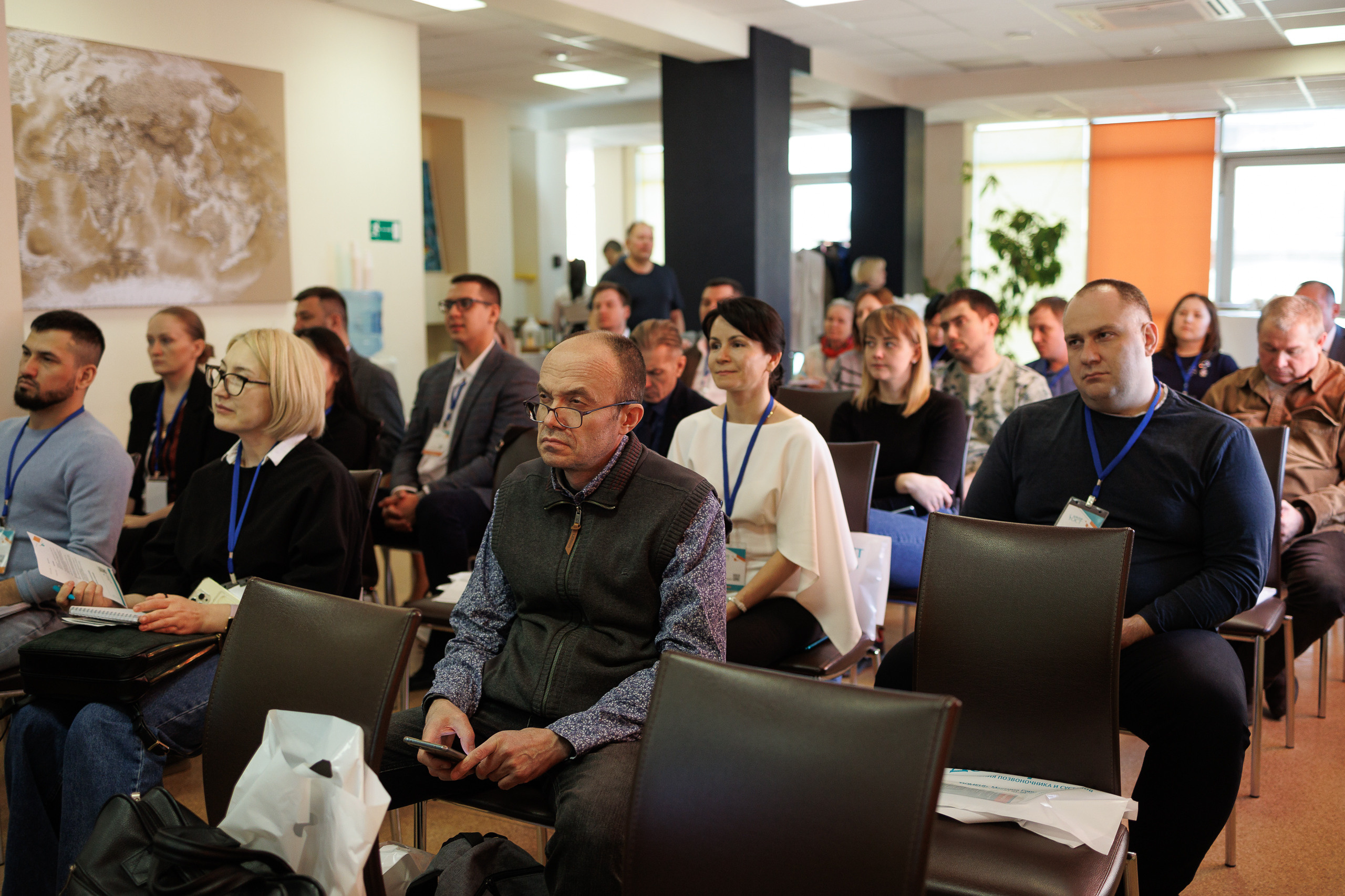 Медицинская конференция. Доктор Ост. Фотограф в Тюмени — Профессиональные фотосессии для бизнеса или семьи