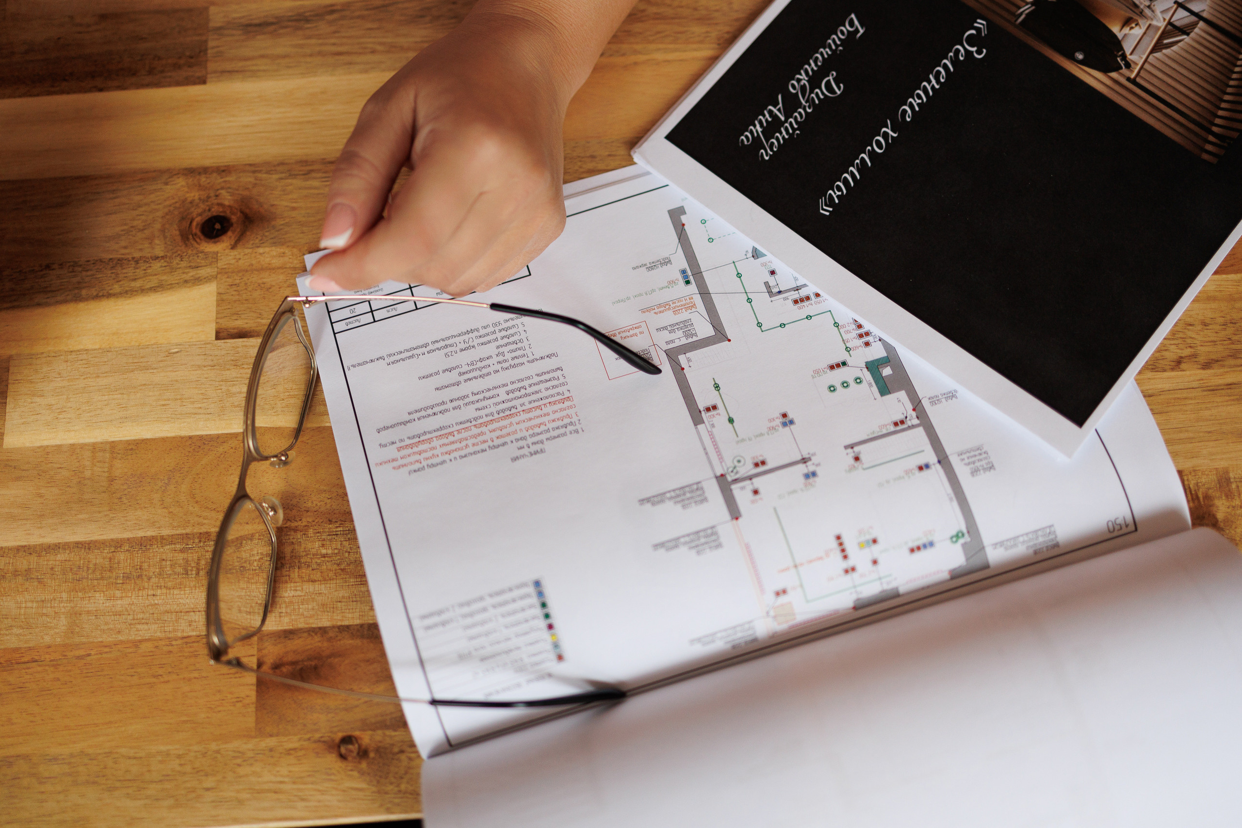 Дизайнер интерьера. Фотограф в Тюмени — Профессиональные фотосессии для бизнеса или семьи