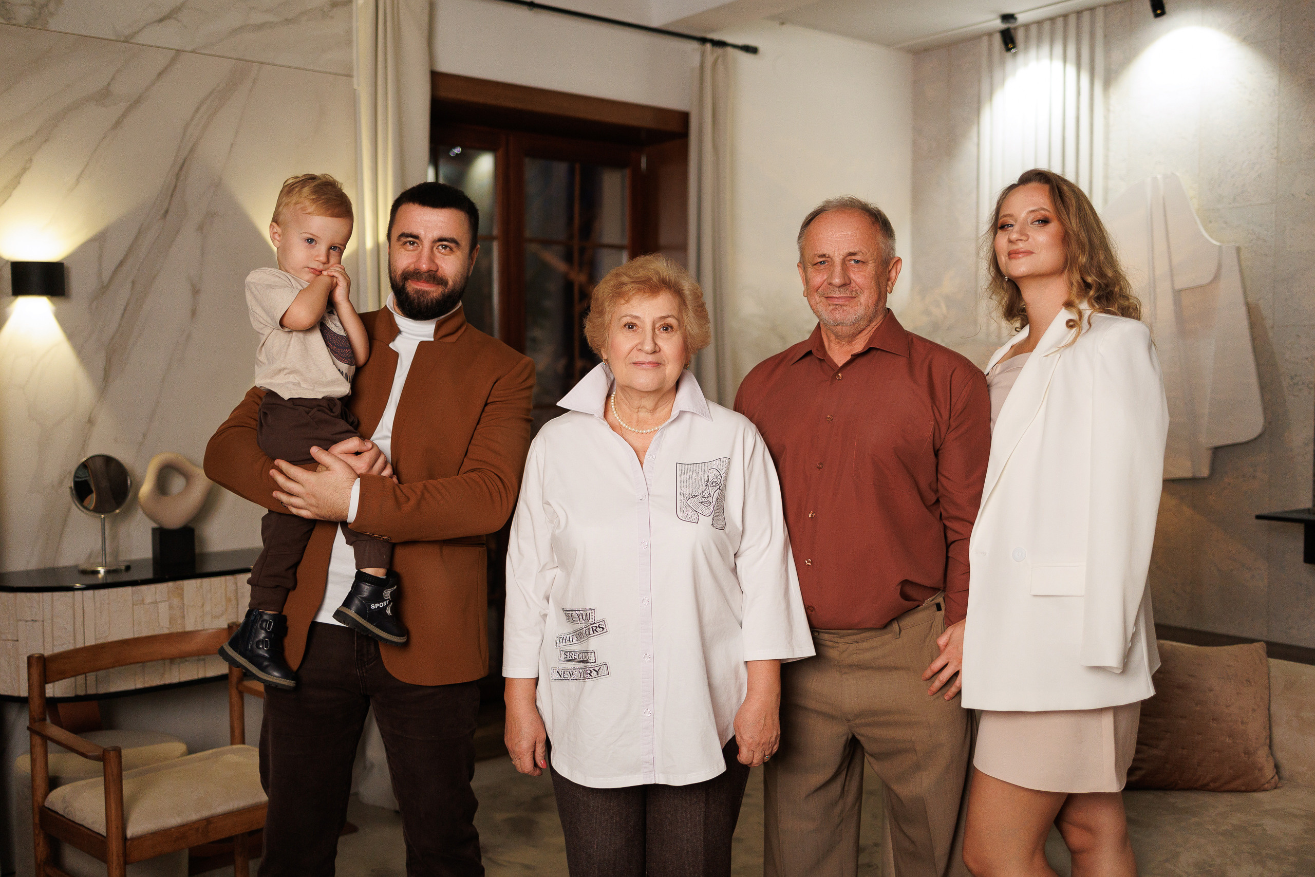 Громовы. Фотограф в Тюмени — Профессиональные фотосессии для бизнеса или семьи