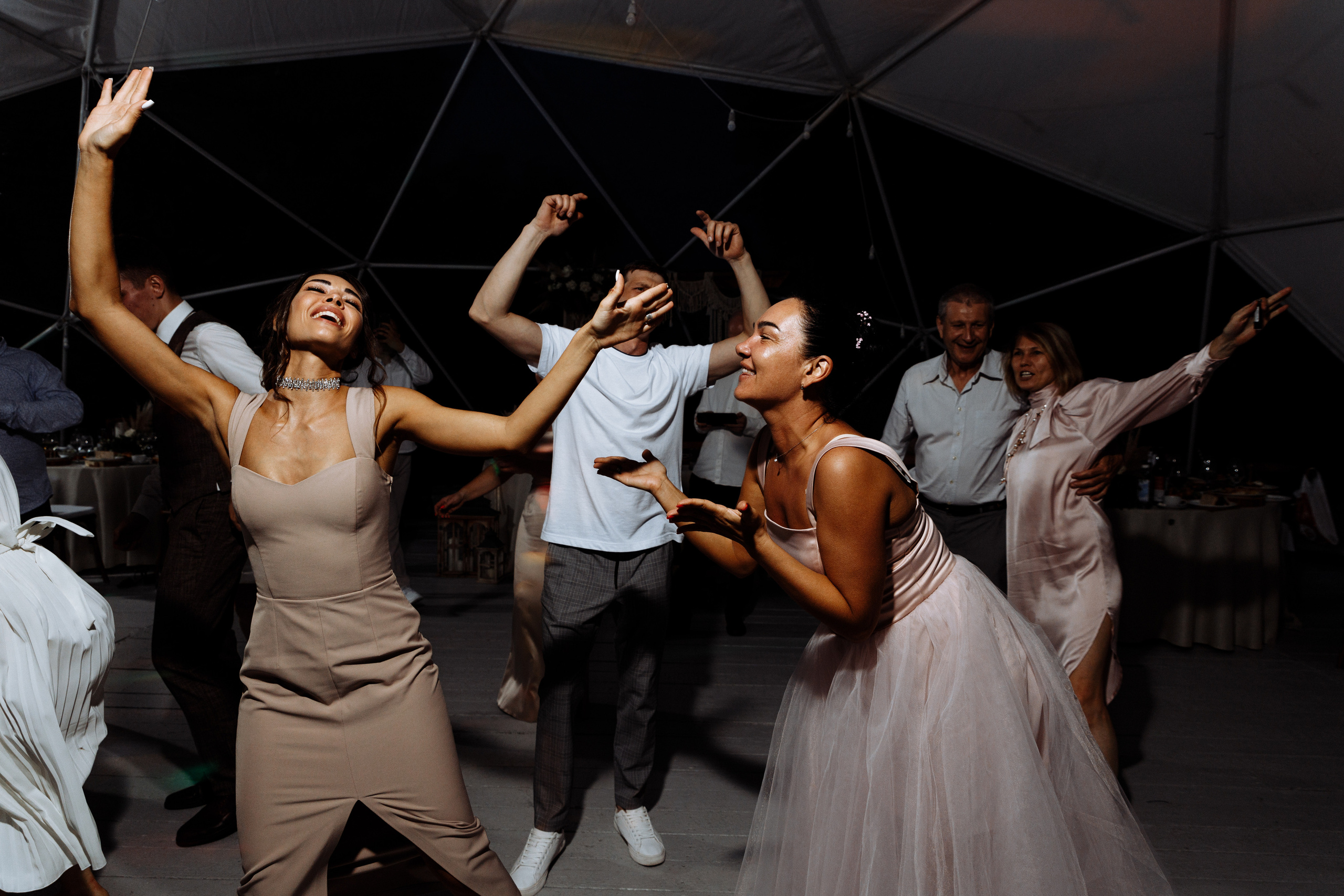 Алексей и Марина. Шатер Яженю. Свадебный фотограф Балчугова Мария Екатеринбург