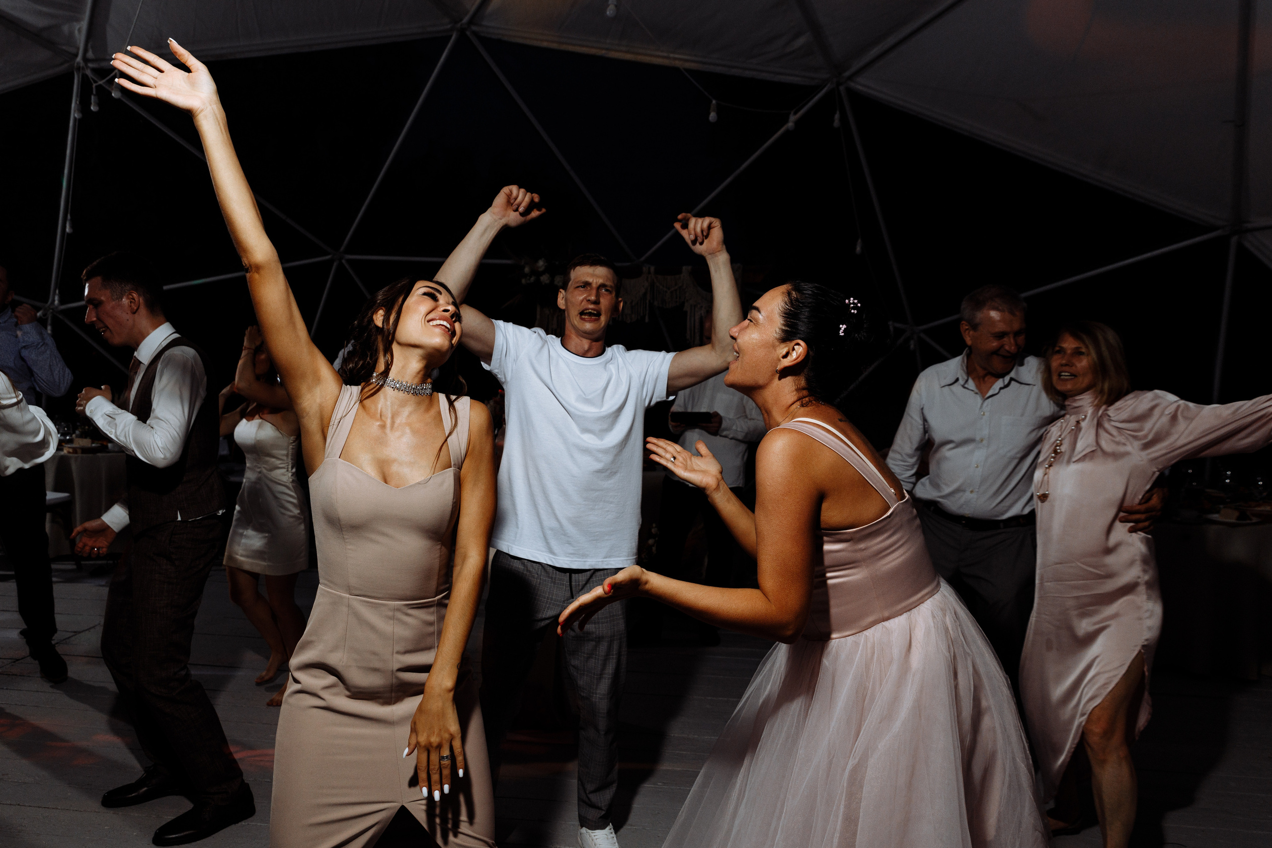 Алексей и Марина. Шатер Яженю. Свадебный фотограф Балчугова Мария Екатеринбург