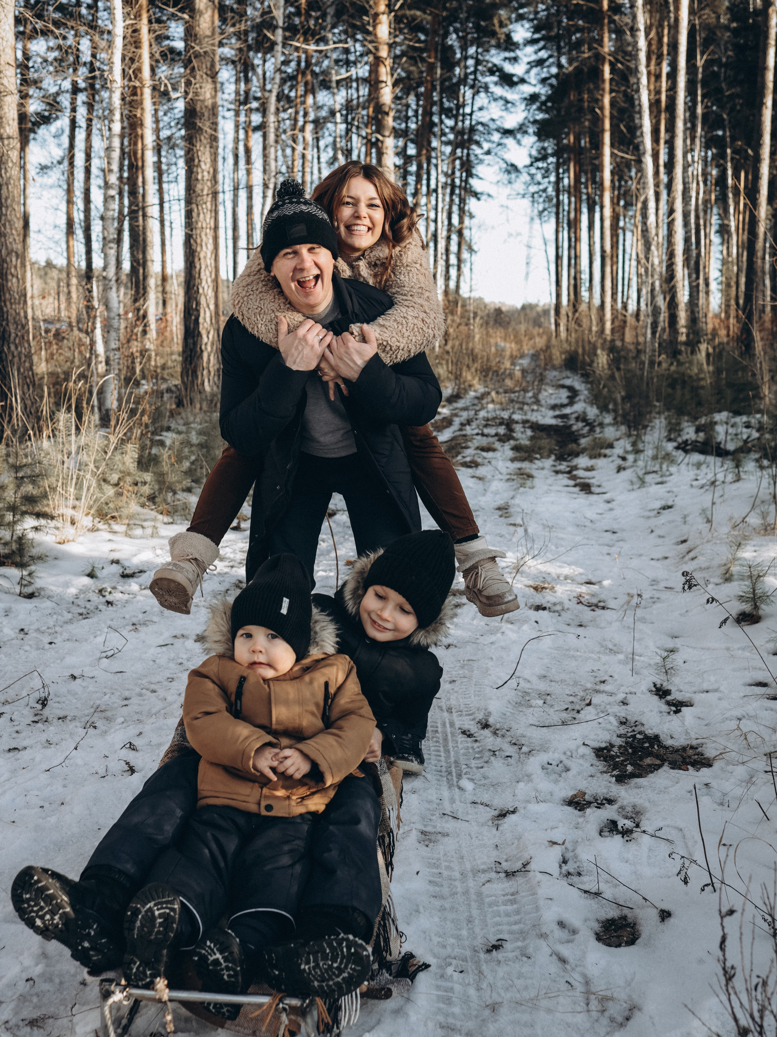 Фото день в лесу — 14 декабря 2024. Семейный и детский фотограф в  г. Екатеринбурге Холодова Юлия