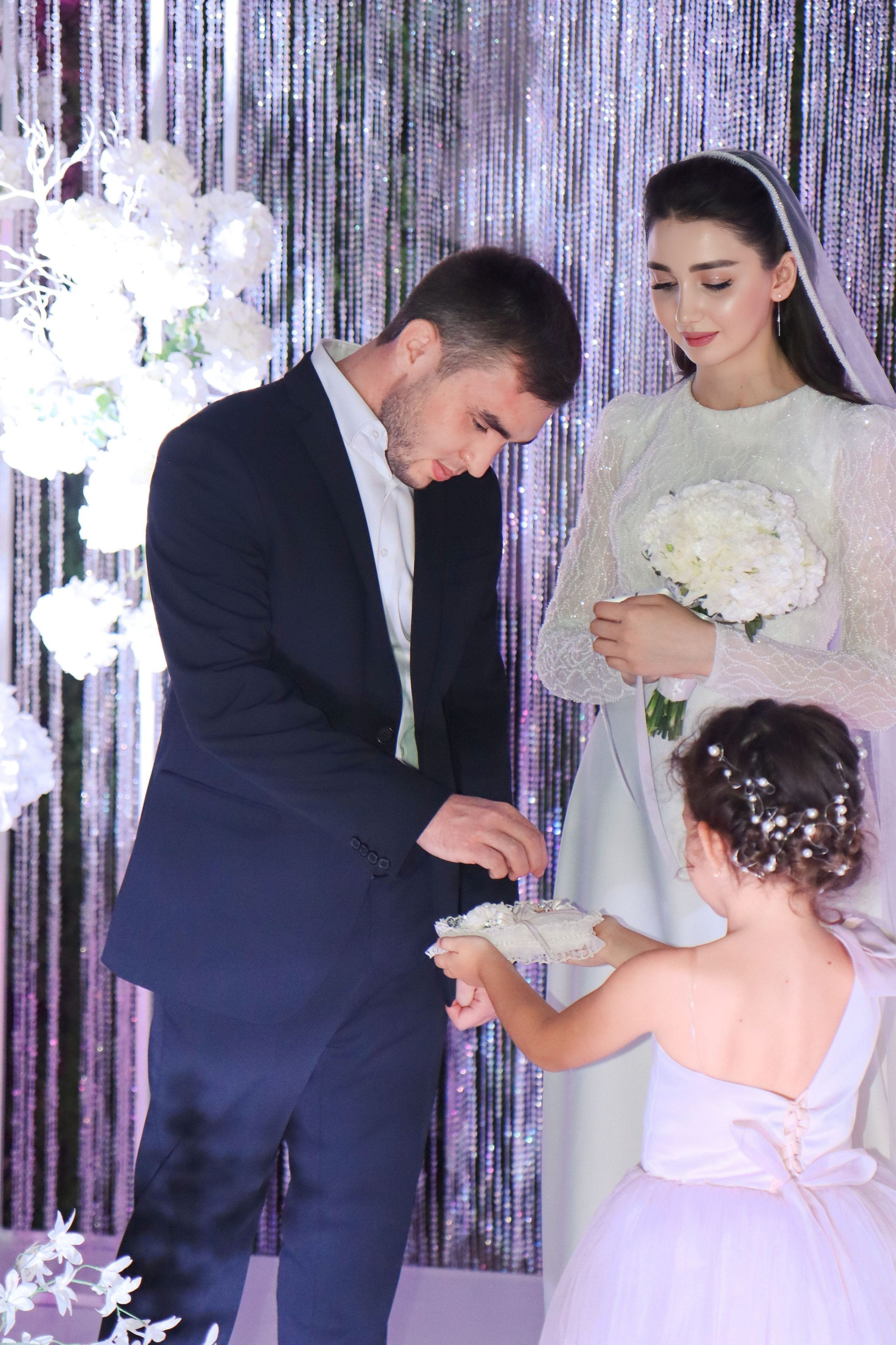 Тенгиз и Карина. Zuleta.Go