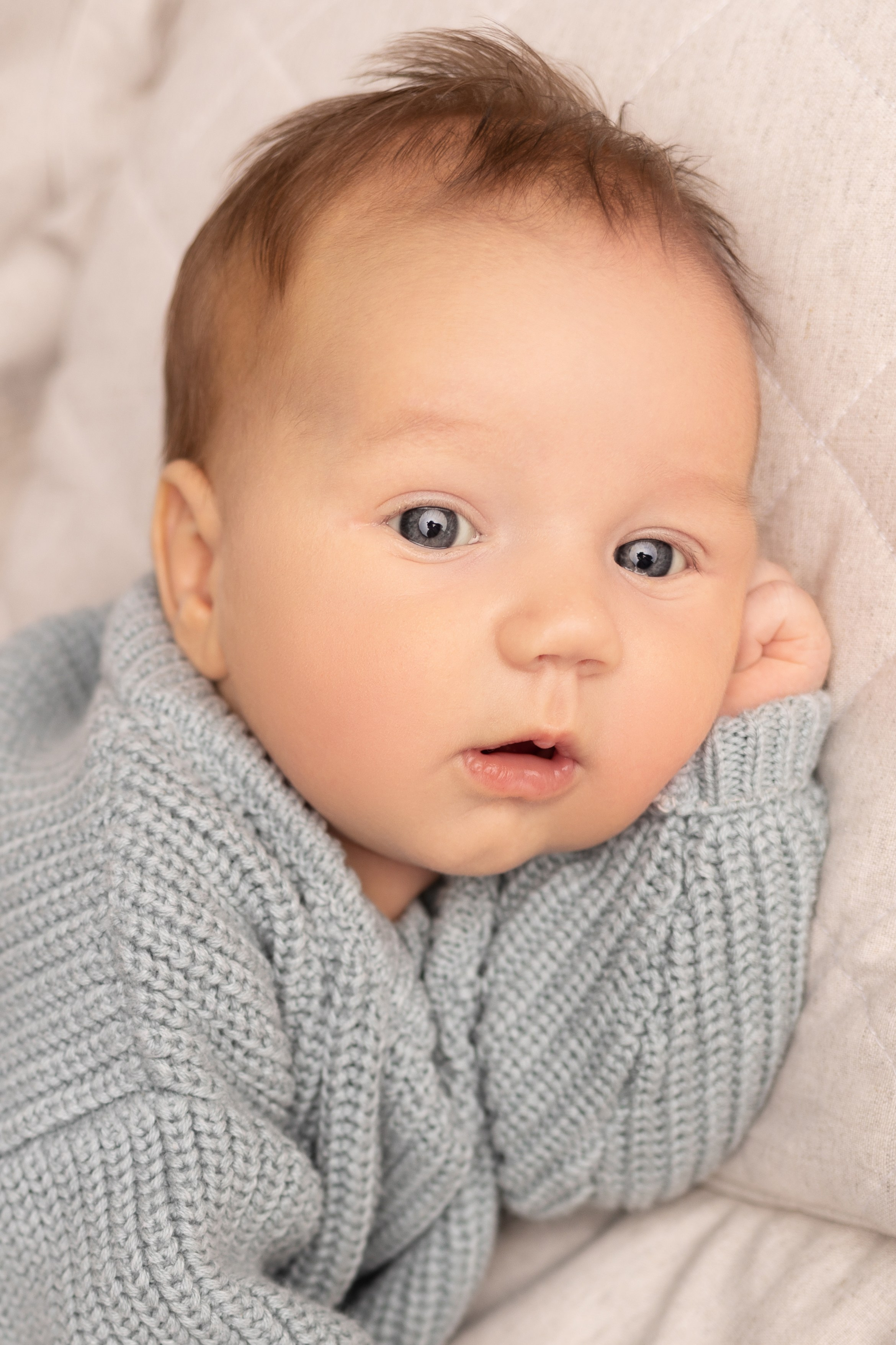 Newborn съемка в стиле Лайф. Фотограф новорожденных малышей в Омске и Омской области Эльвира Камаева