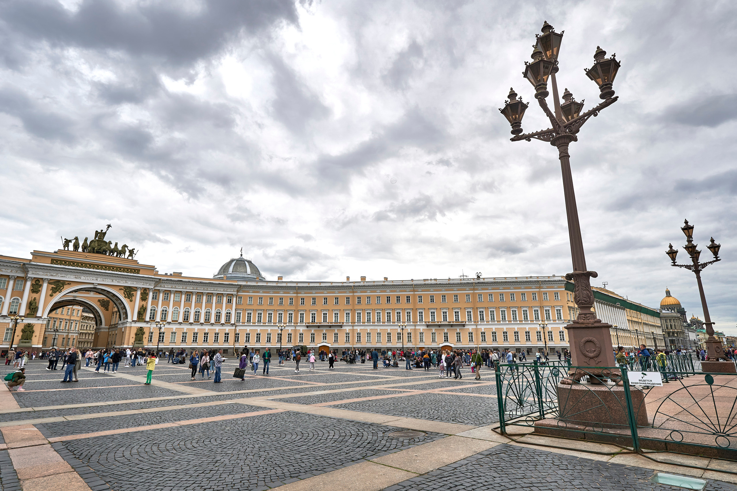 Дворцовая площадь в Питере