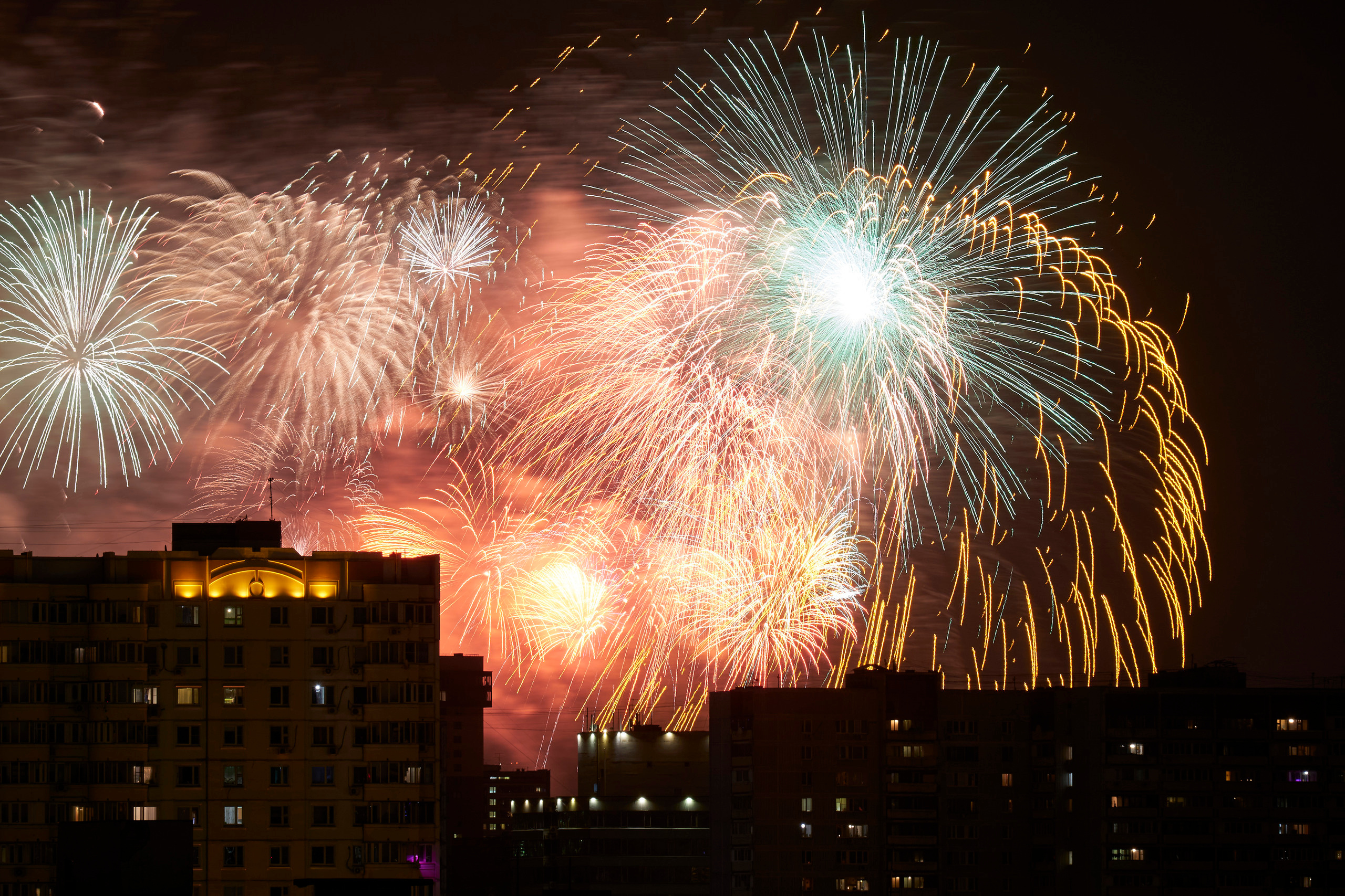 Салют на 9 Мая