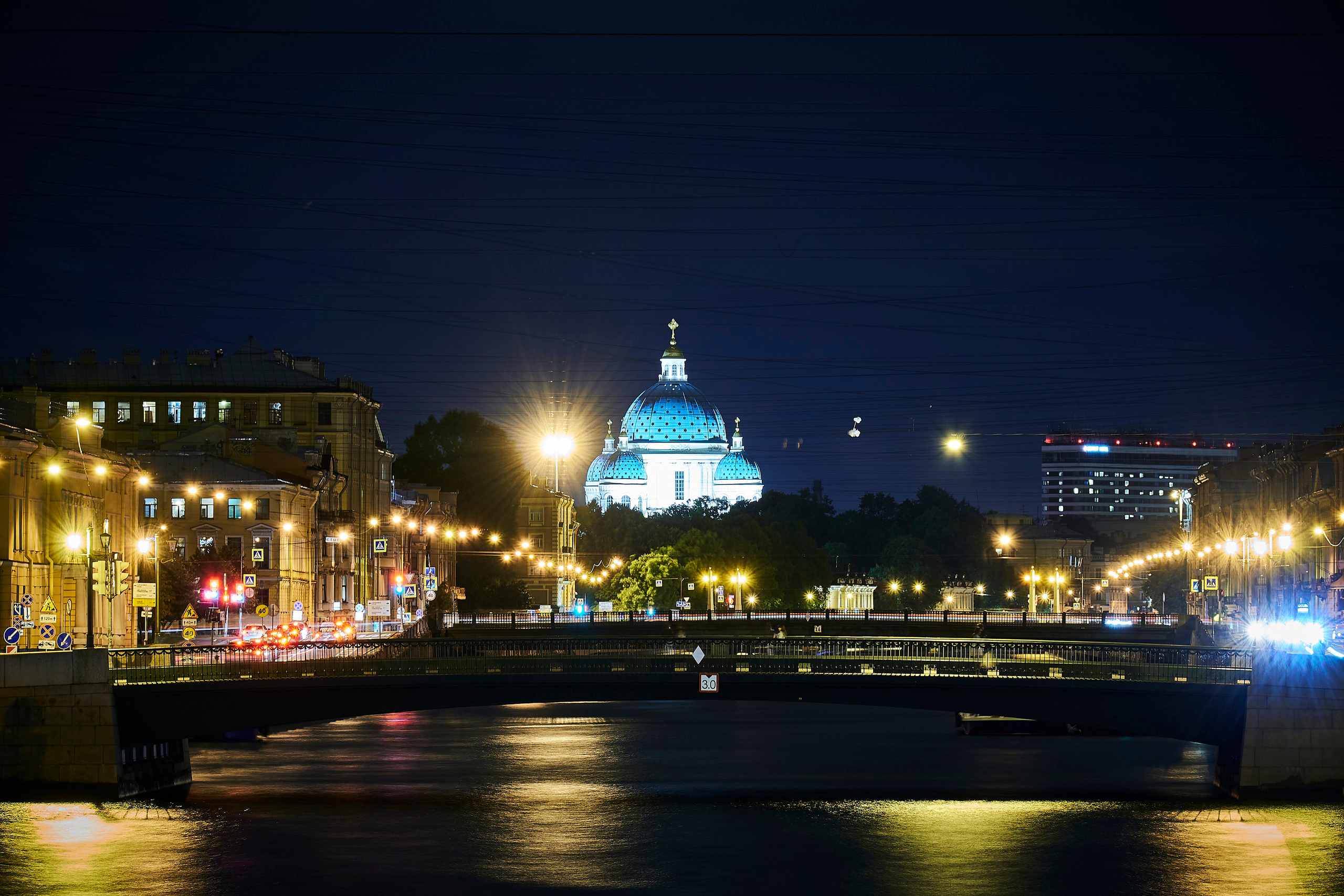 Питер ночью