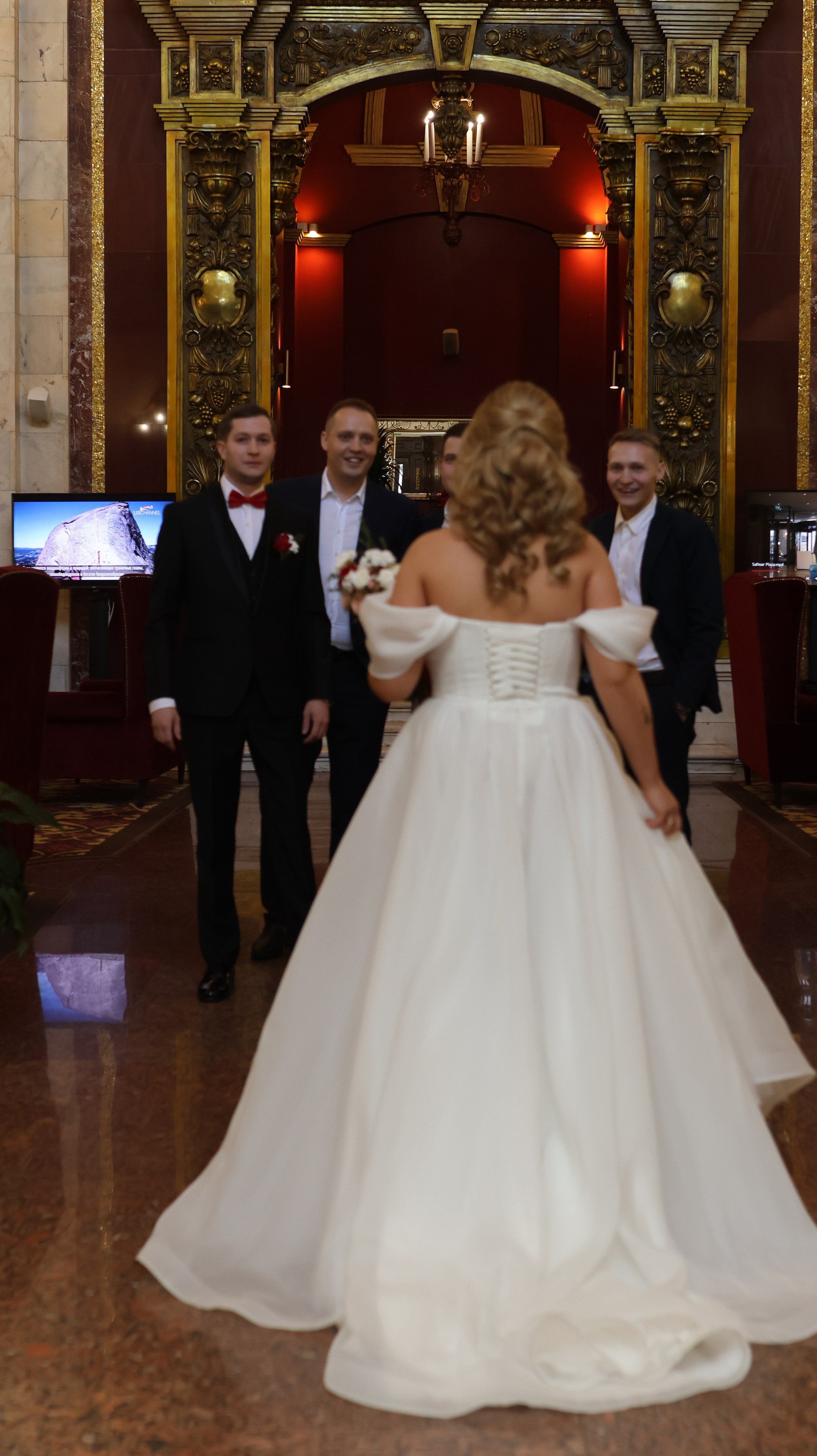 Антон & Елизавета. Фотография — это жизнь, освещенная вспышкой