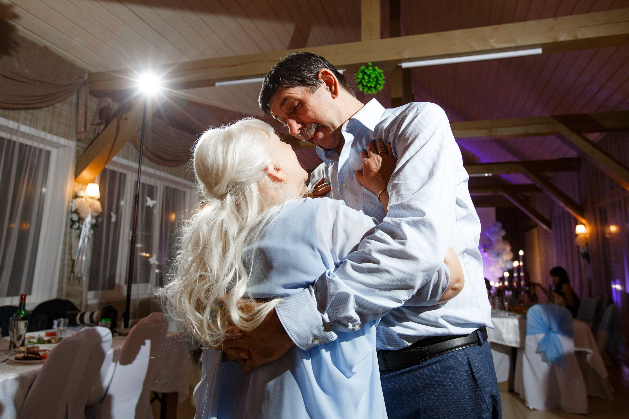 Максим и Виктория. Репортажный Фотограф в Москве Юра Гушан