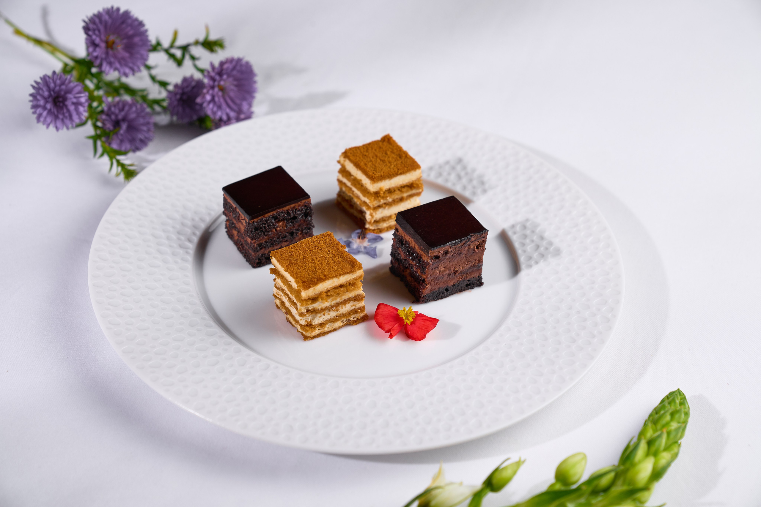 COSMOS ITALY — СЪЕМКА МЕНЮ