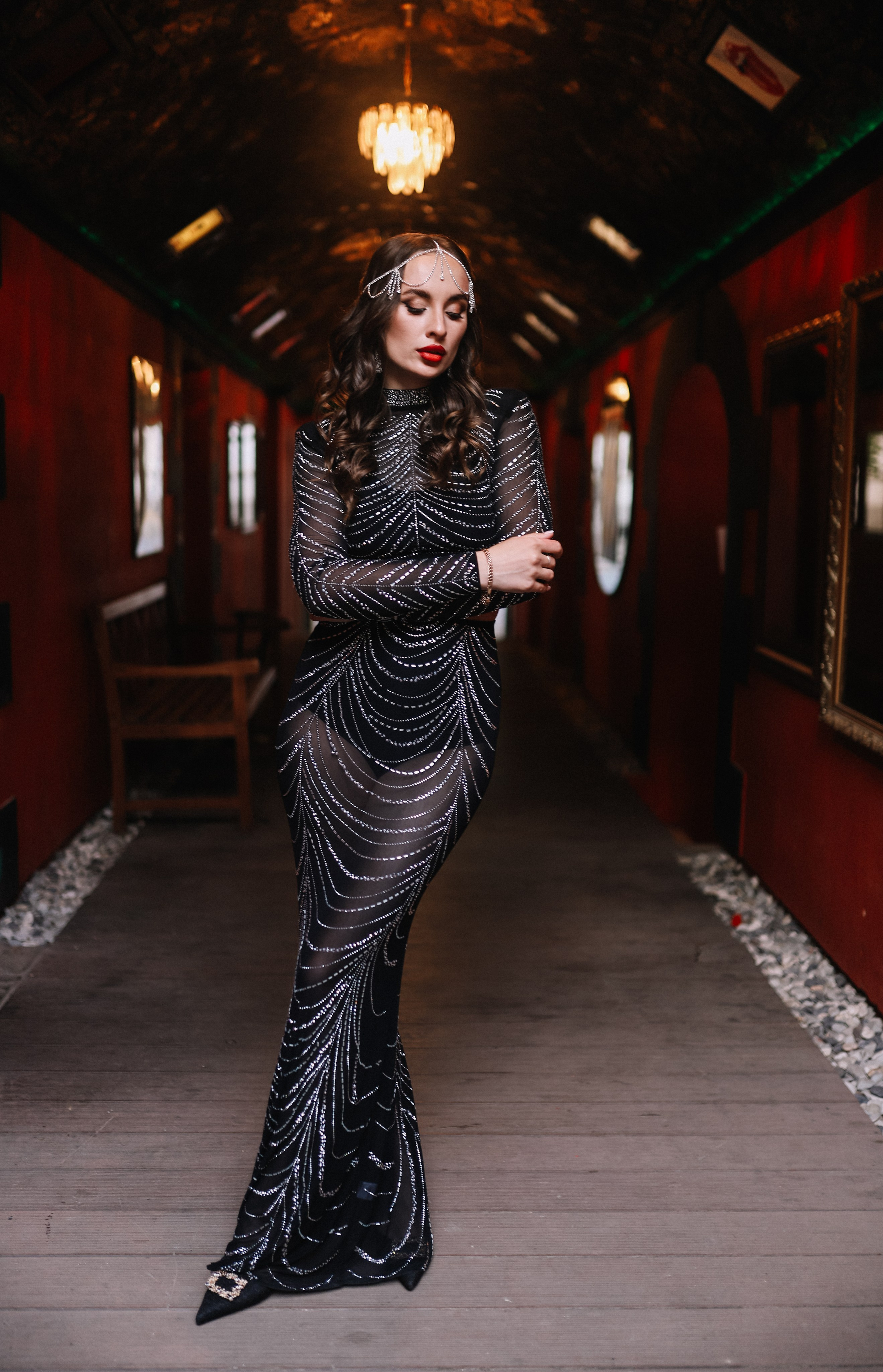 25.Диана и гости