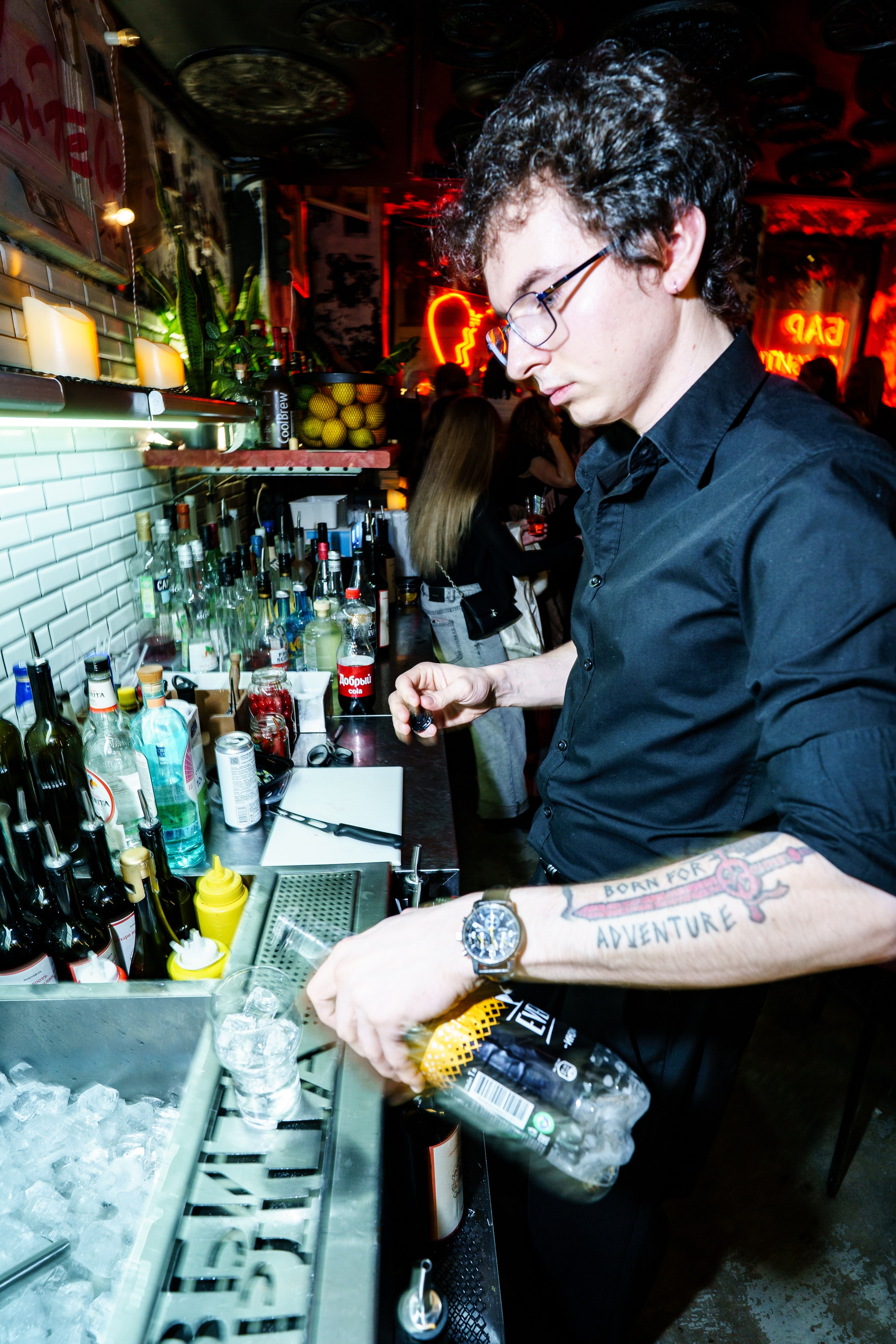 День святого Валентина в Баре разбитых сердец. Концертный и репортажный фотограф в Санкт-Петербурге Слава Пахомов