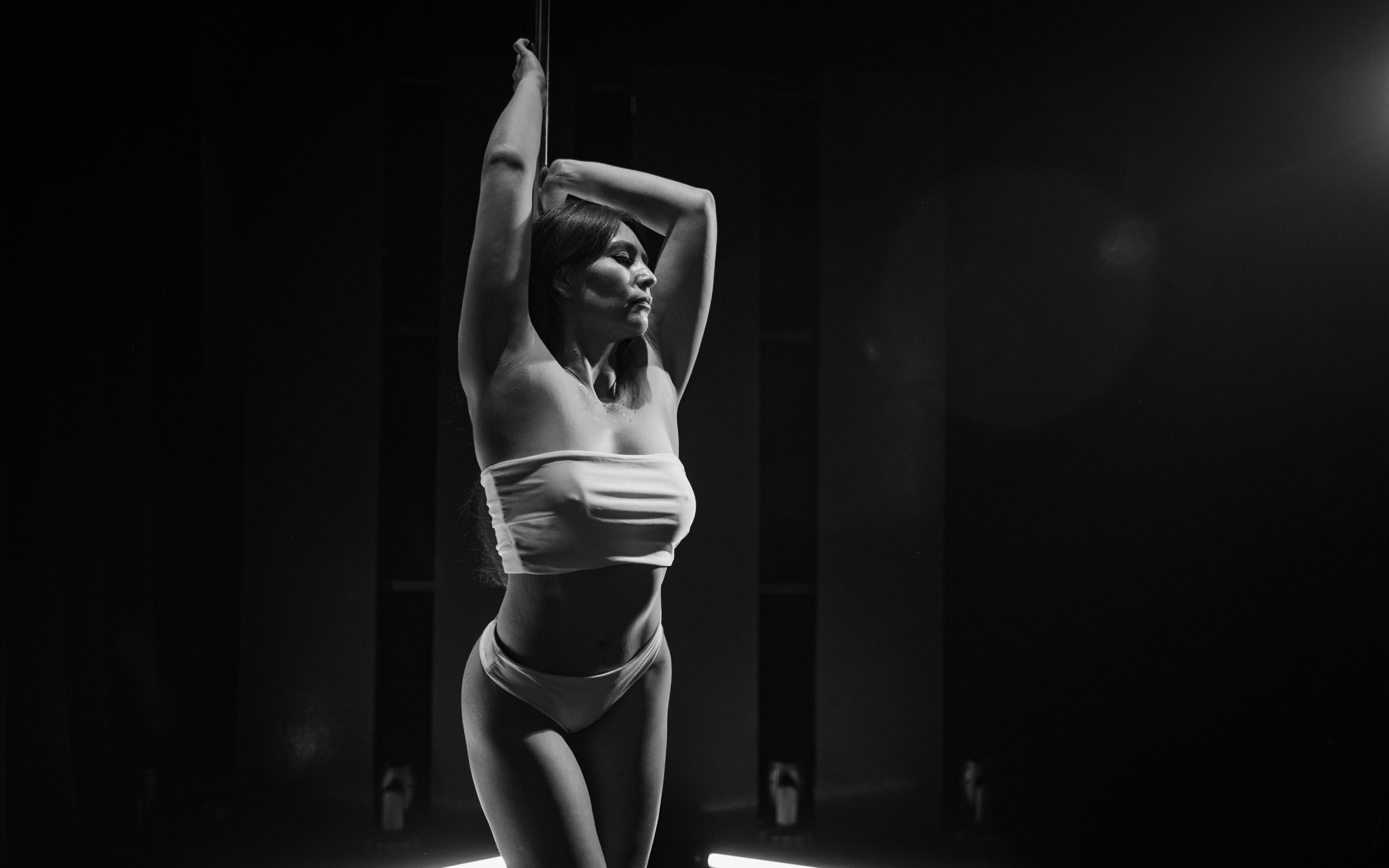 Pole dance. Oborin Sergey — портретный и свадебный фотограф