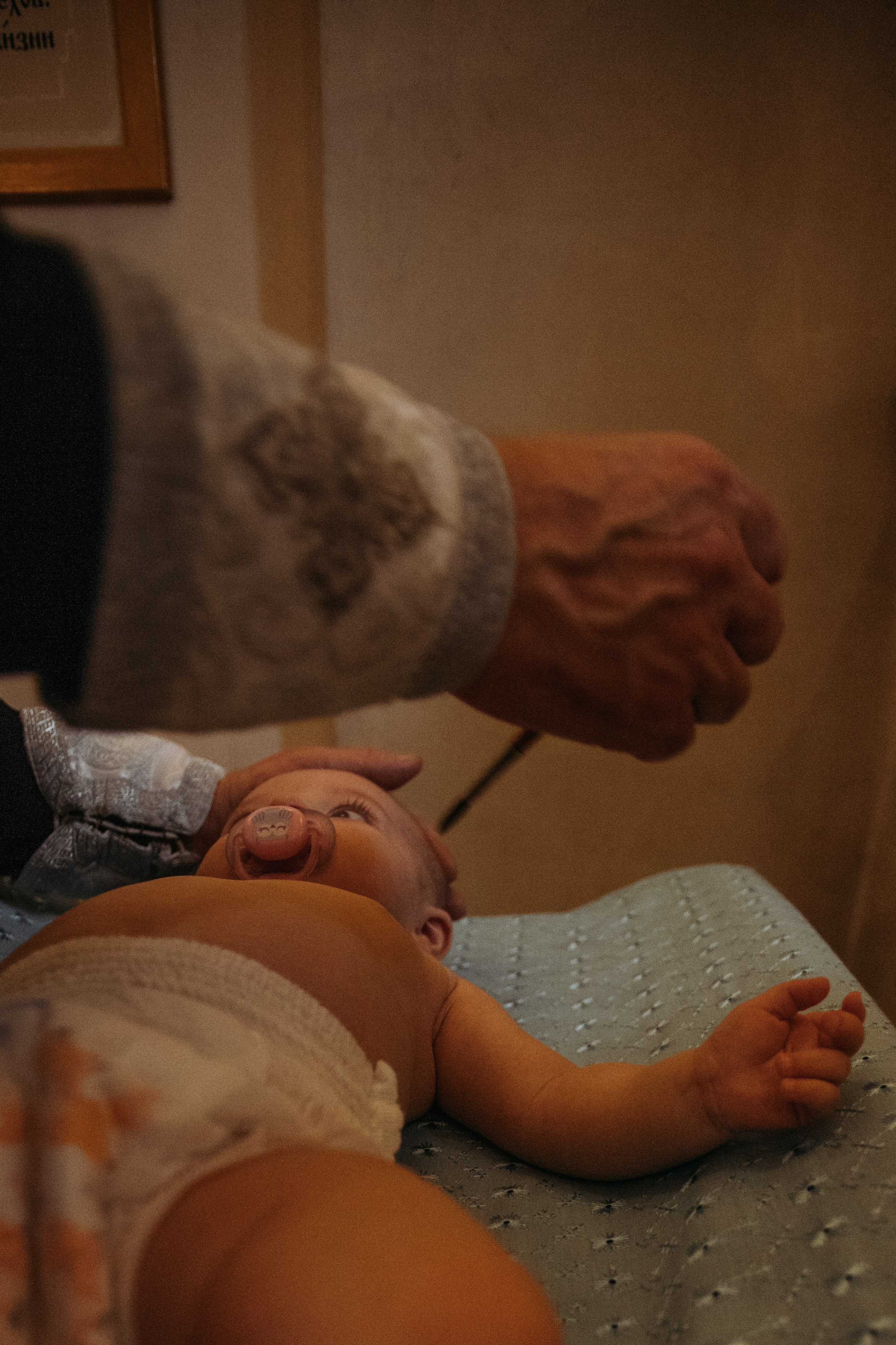 Крещение Аглаи. Венера Гайн. Репортажный фотограф  Тюмень. Обучение фотографии с 0