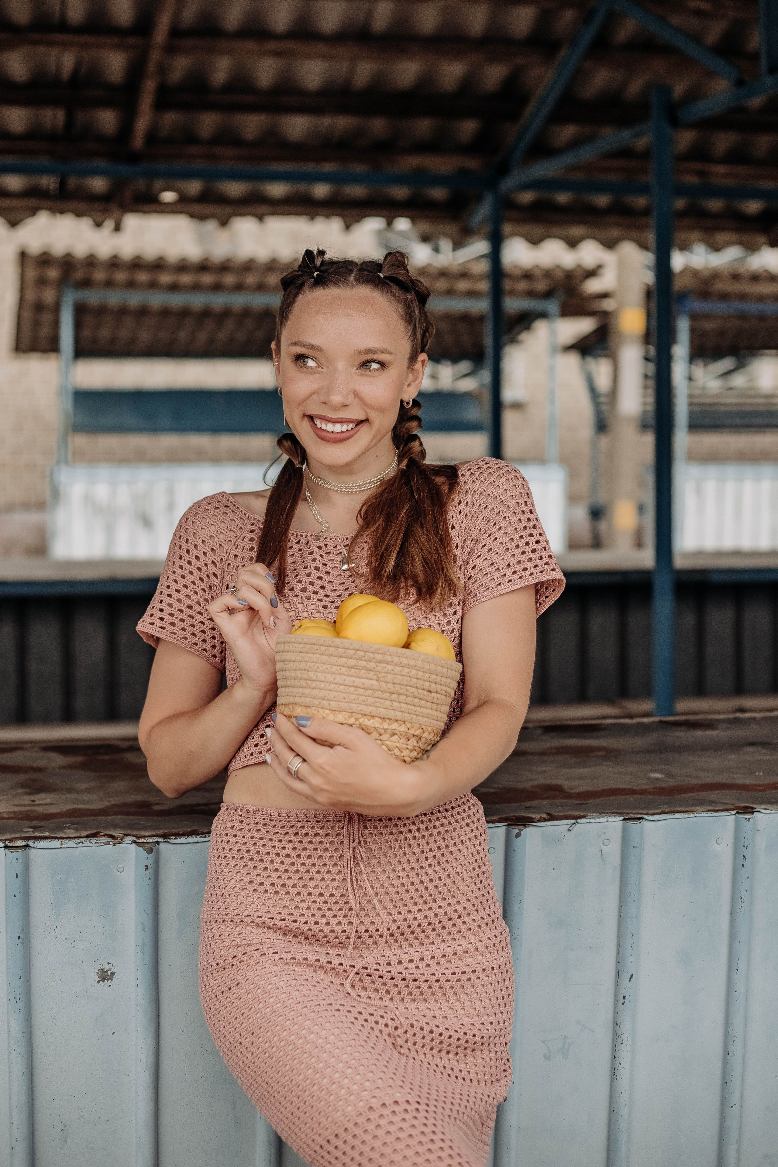 Аня с лимонами. Свадебный и Семейный фотограф Маргарита Павлова