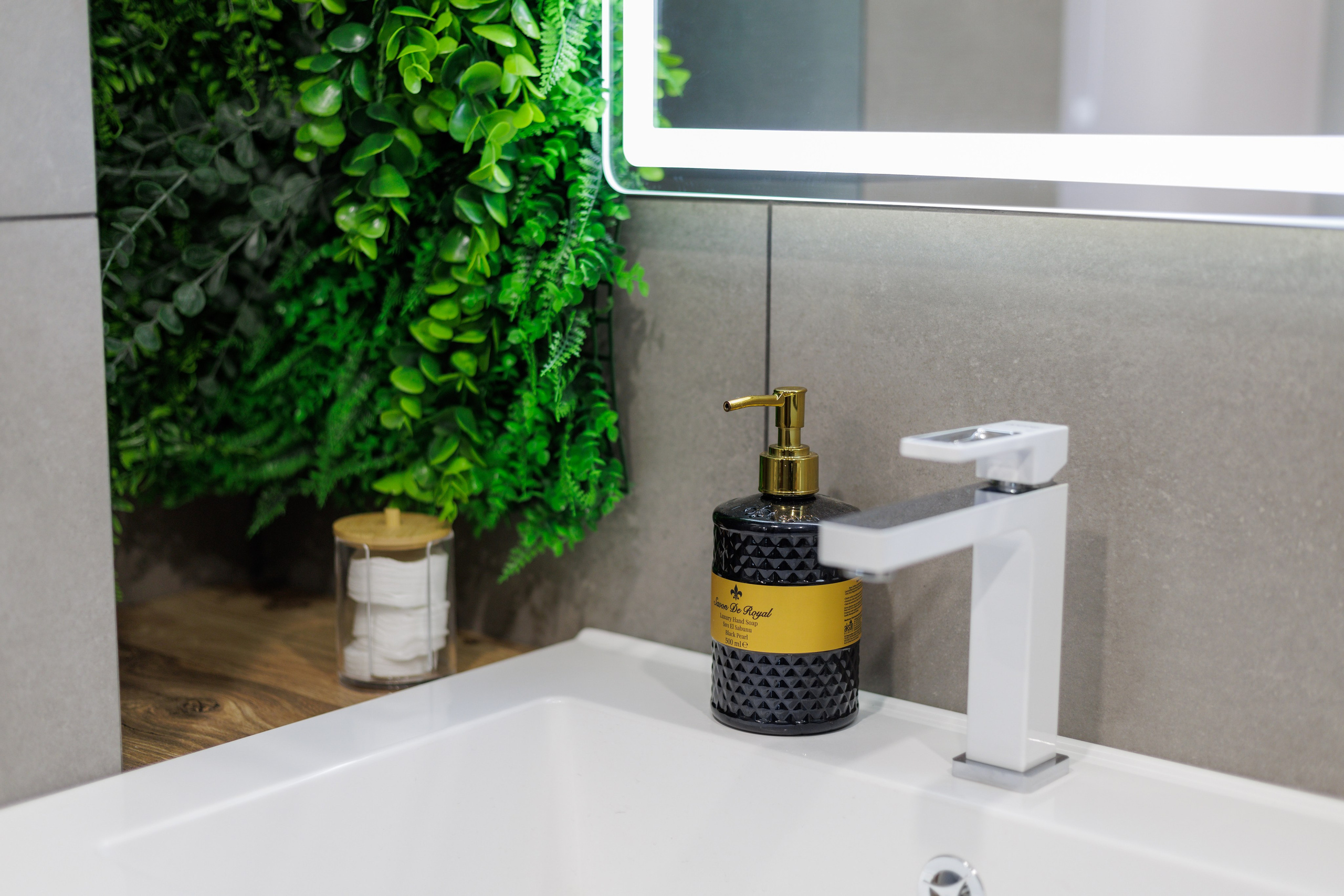 Двухэтажная студия, Коломенская ул