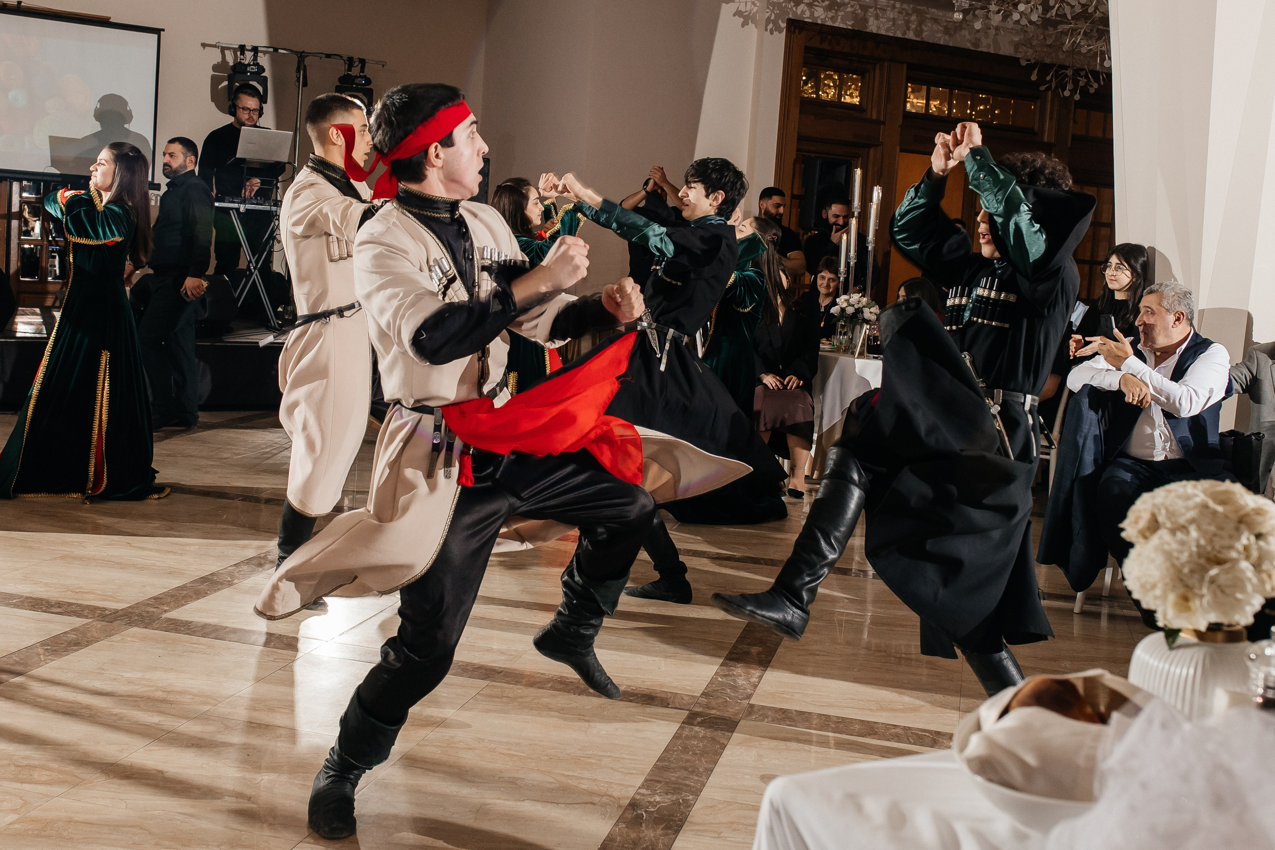 Ростом и Маринэ 2025. Свадебный и портретный фотограф Алина Иванова. Екатеринбург-Москва