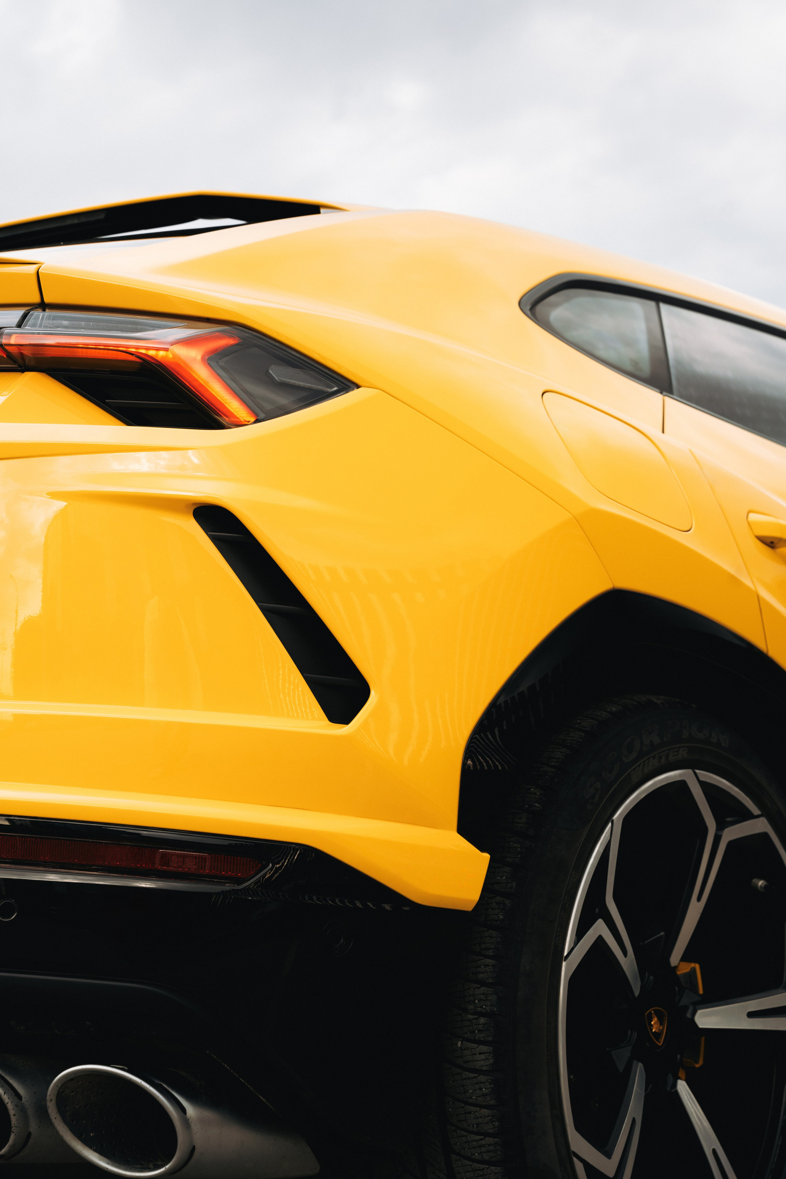 Lamborghini Urus. Автомобильный фотограф и видеограф в Новосибирске|Александра Косухина