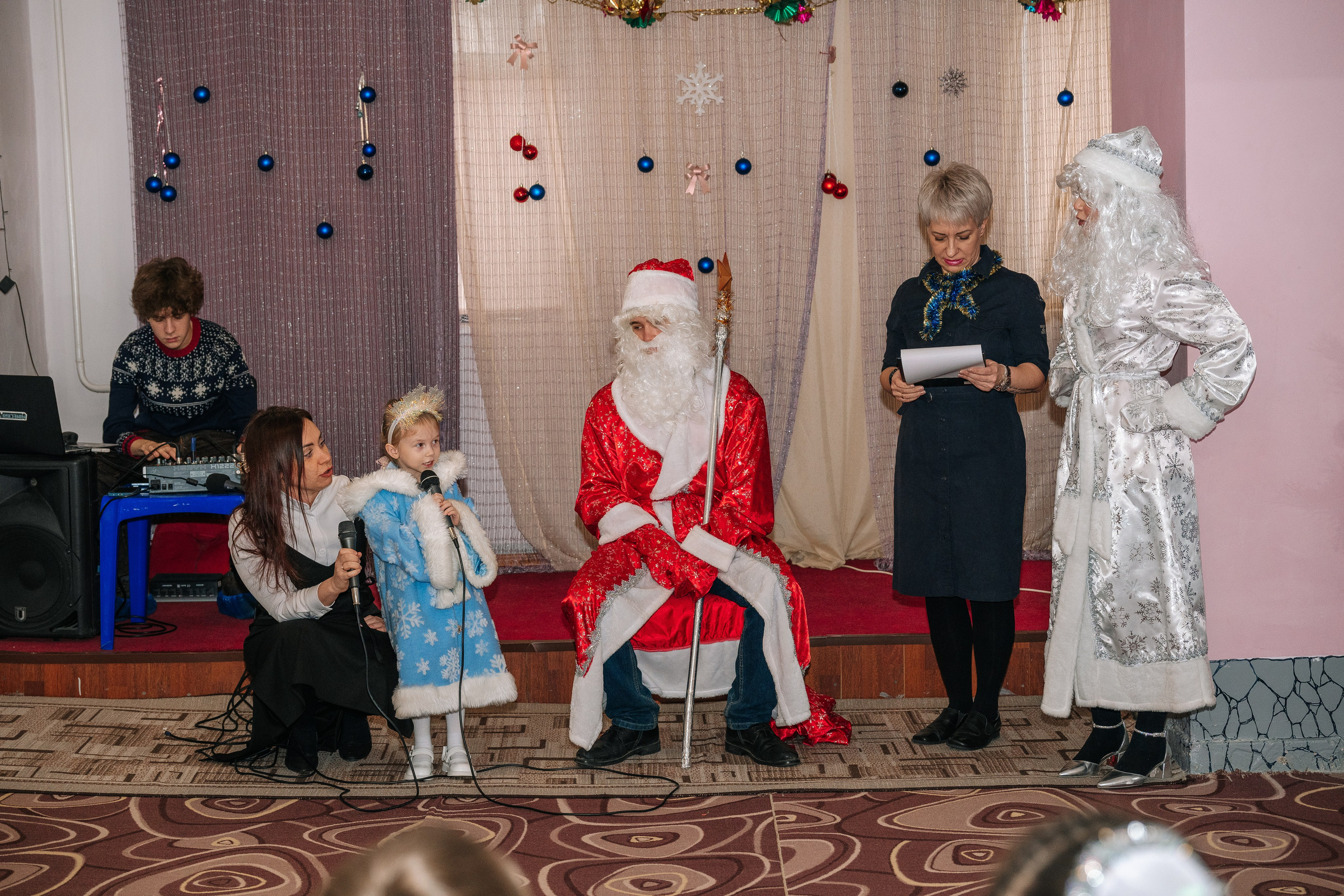 Новогодняя ёлка 2026. Семейный клуб «Открытый город»