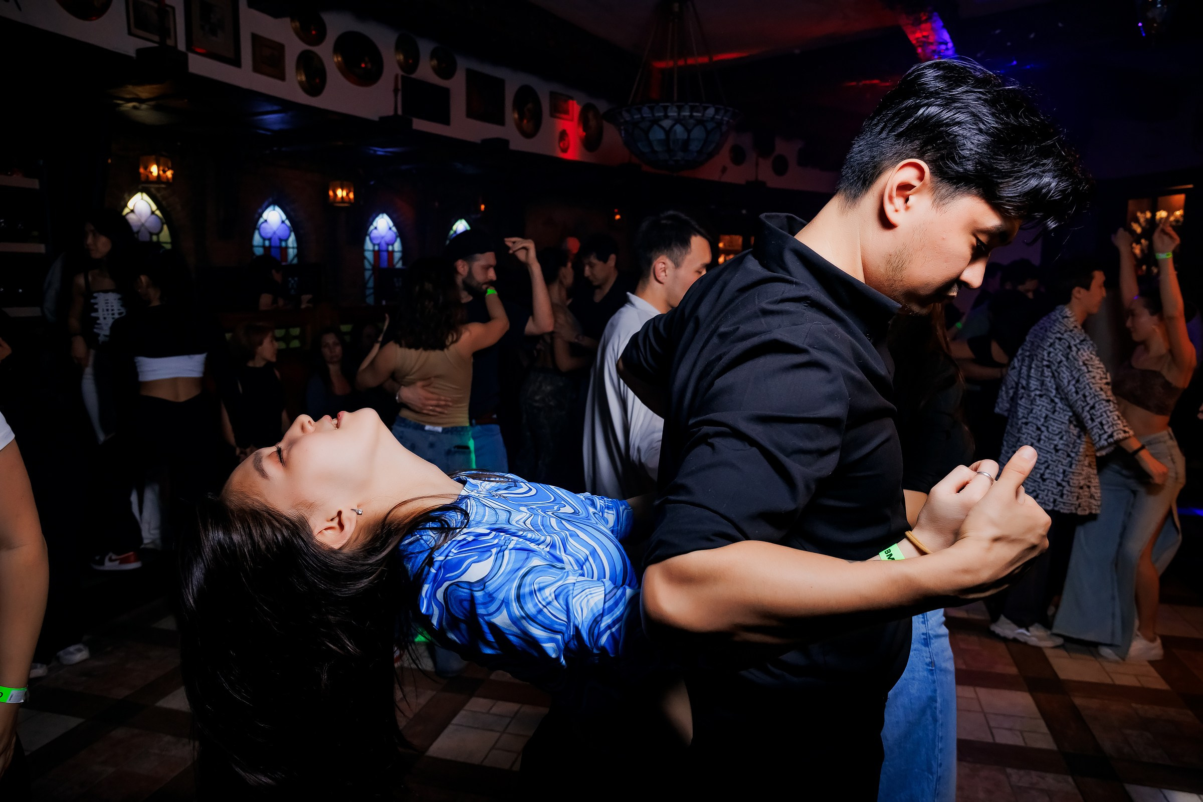 Bachata party-Tirol. Репортажный фотограф в Алматы Каюпов Сержан