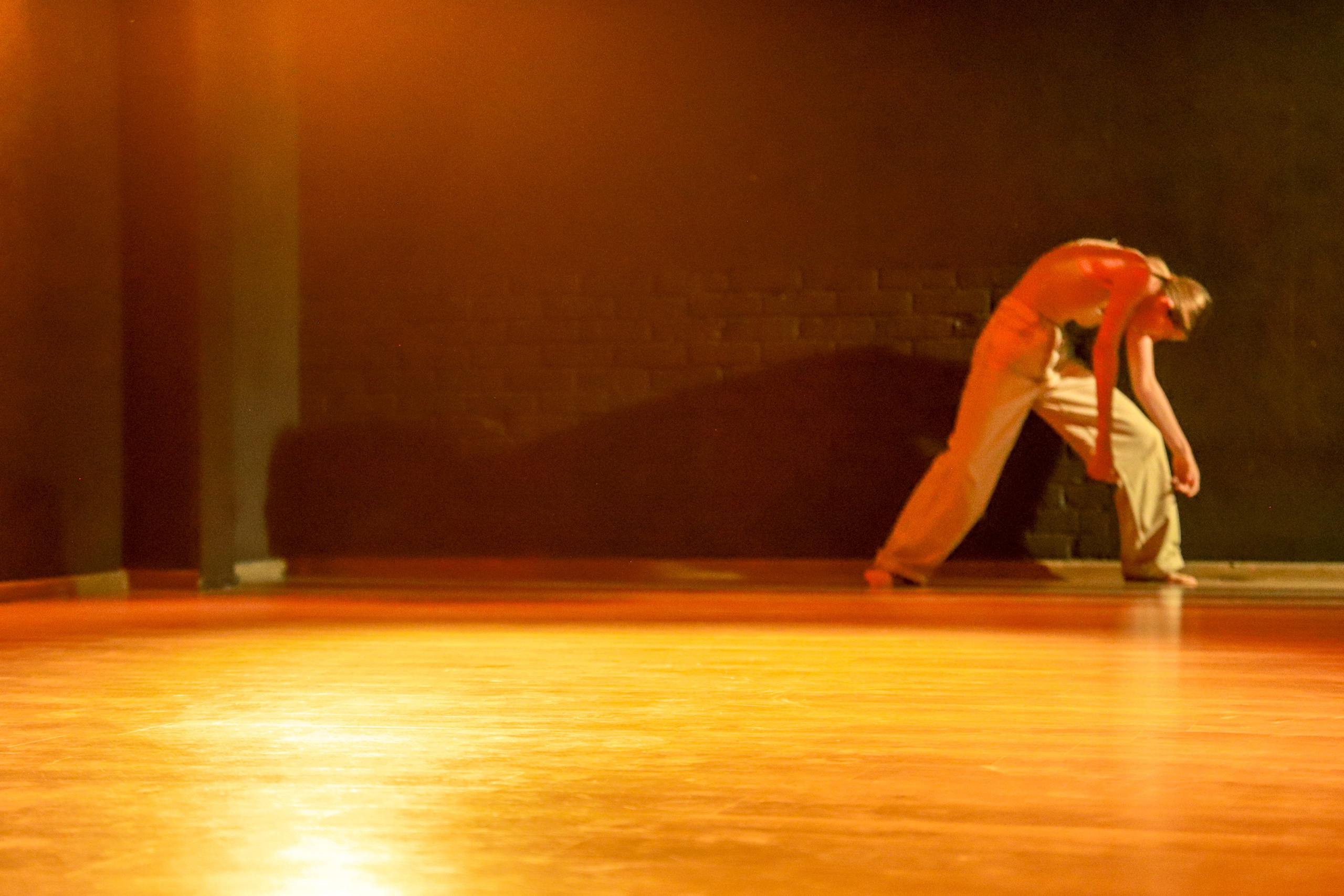 Современный показ Подземка. Небесные ласточки. Фотограф Юлия Мальцева