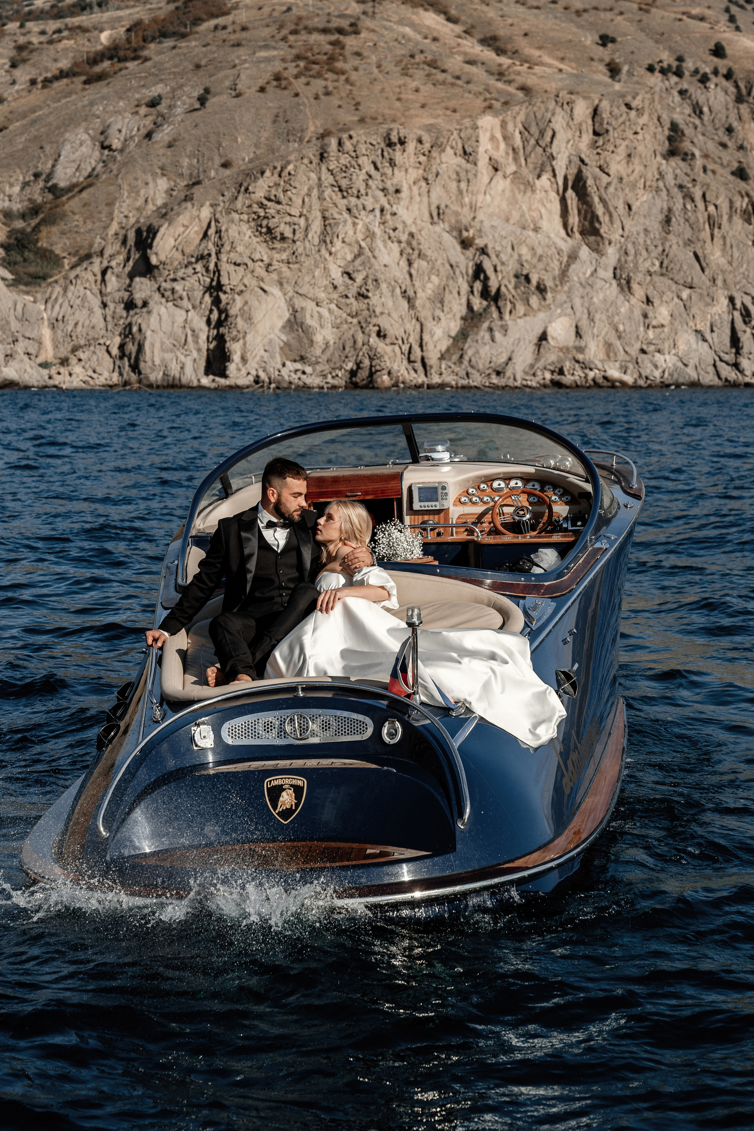 Аня и Паша. Свадебная прогулка в Балаклаве. Саша Потапкин Фотограф. Сочи, Екатеринбург, Москва